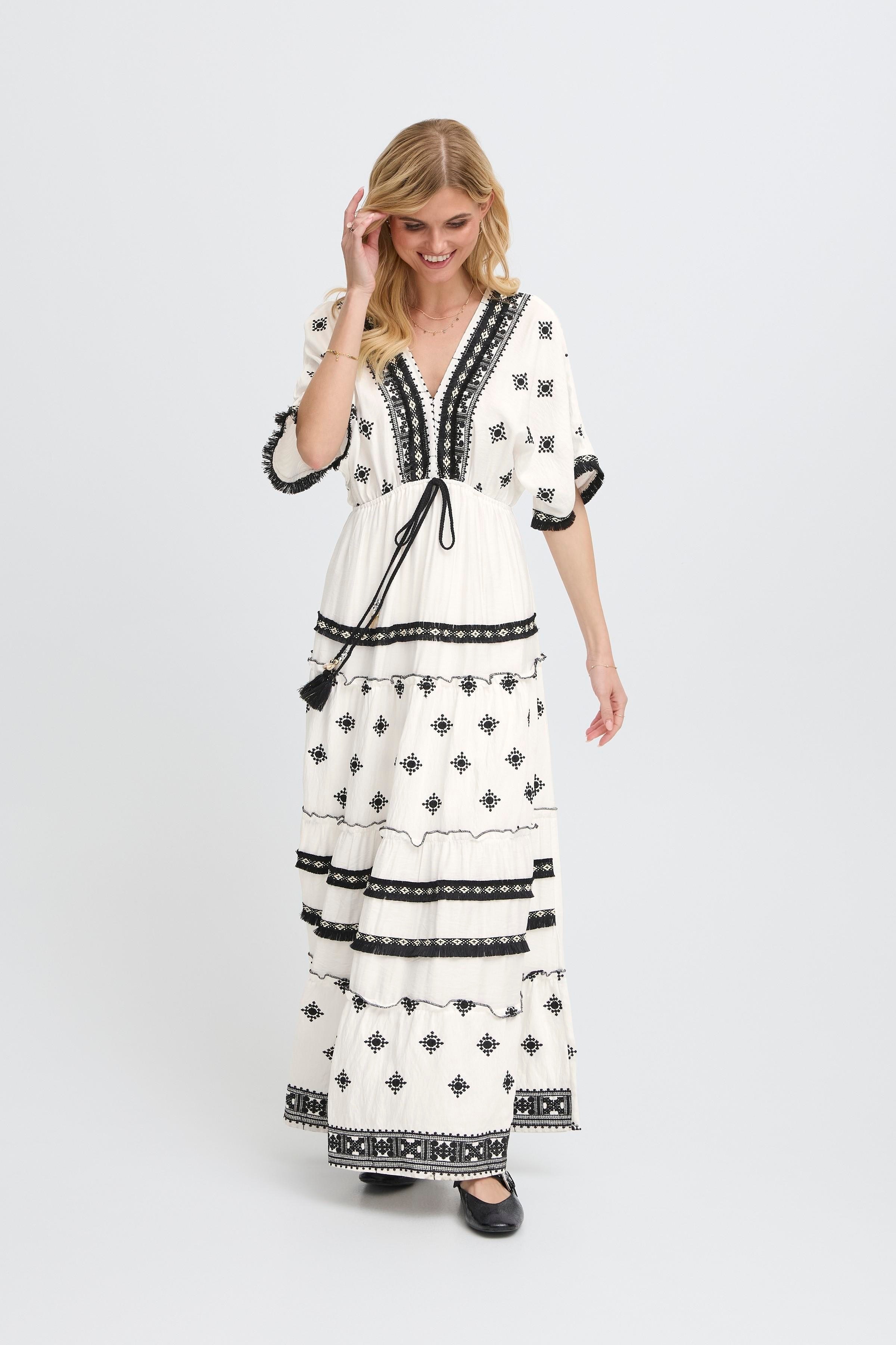 SBGOLA Jurk LOOKBOOK FRONT 22100959-110105