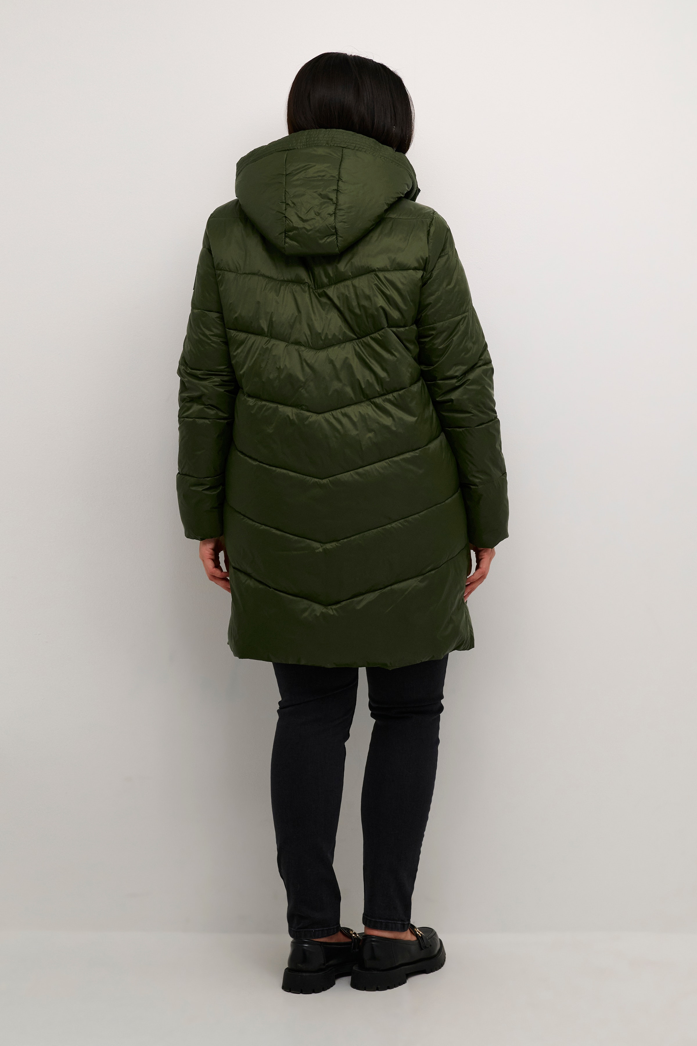 KCsusanna Coat LOOKBOOK BACK 10582480-190414