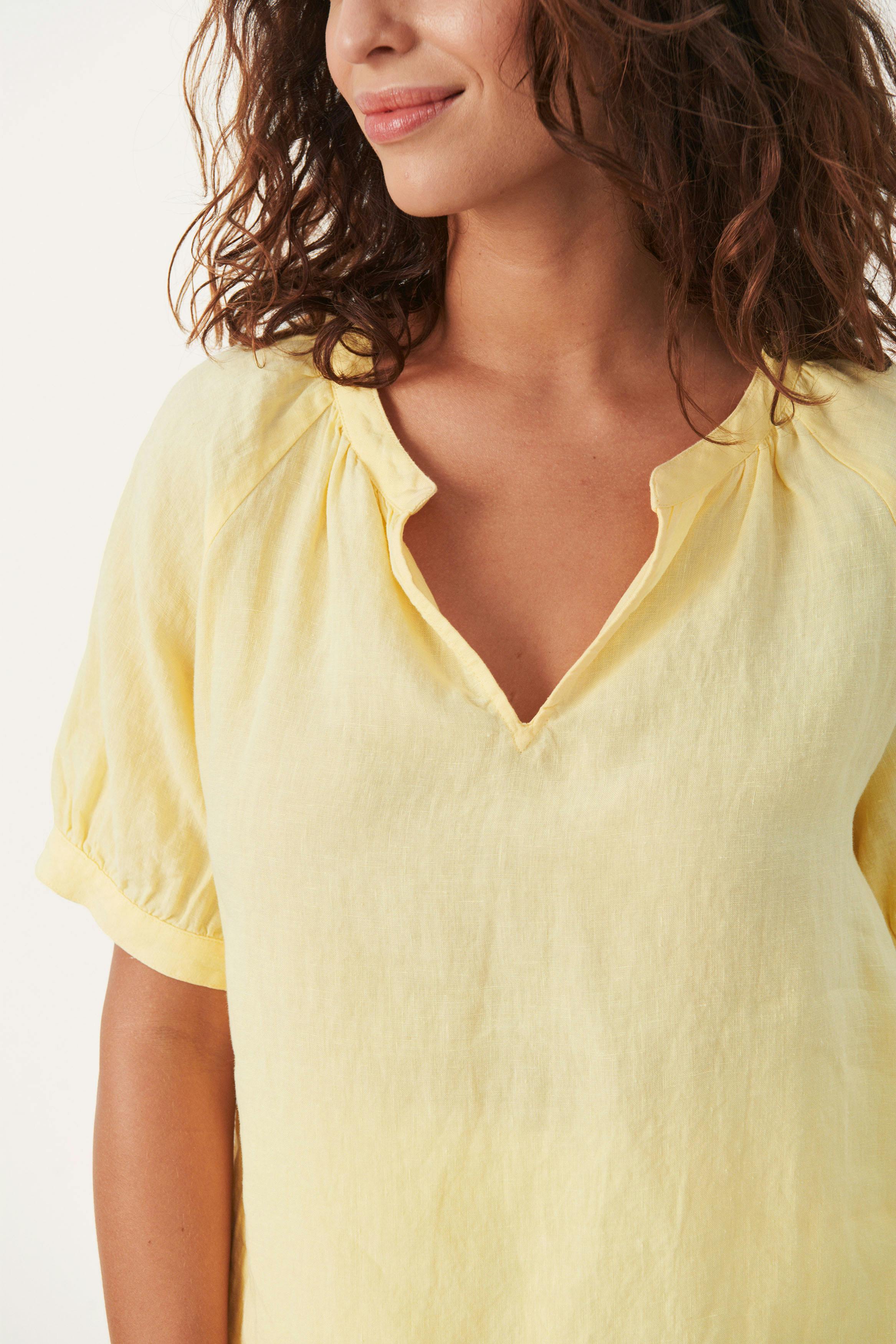 PopsyPW Short-sleeved linen blouse LOOKBOOK DETAIL 30306825-120720