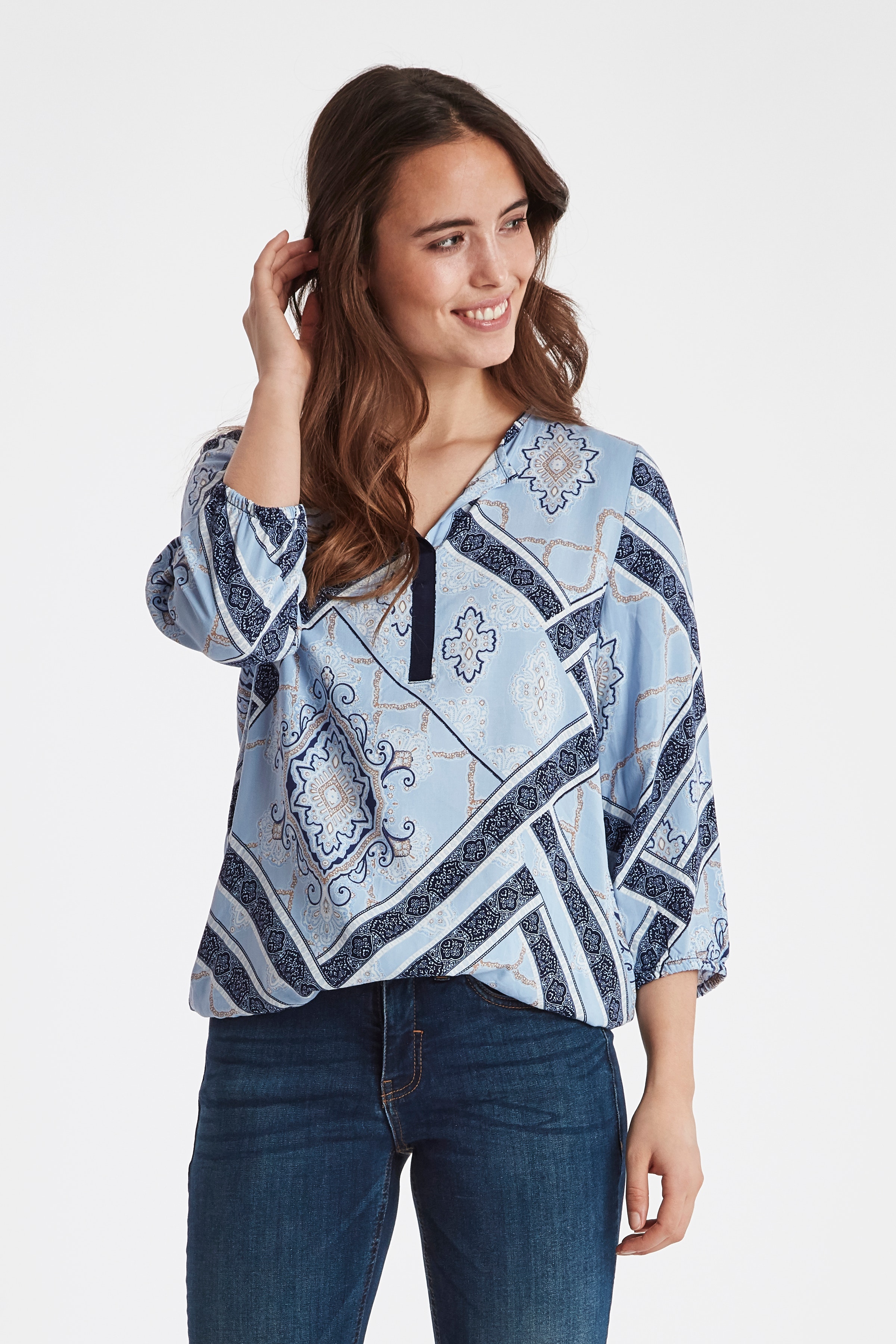 Blouse with short sleeve LOOKBOOK FRONT 20607067-69439
