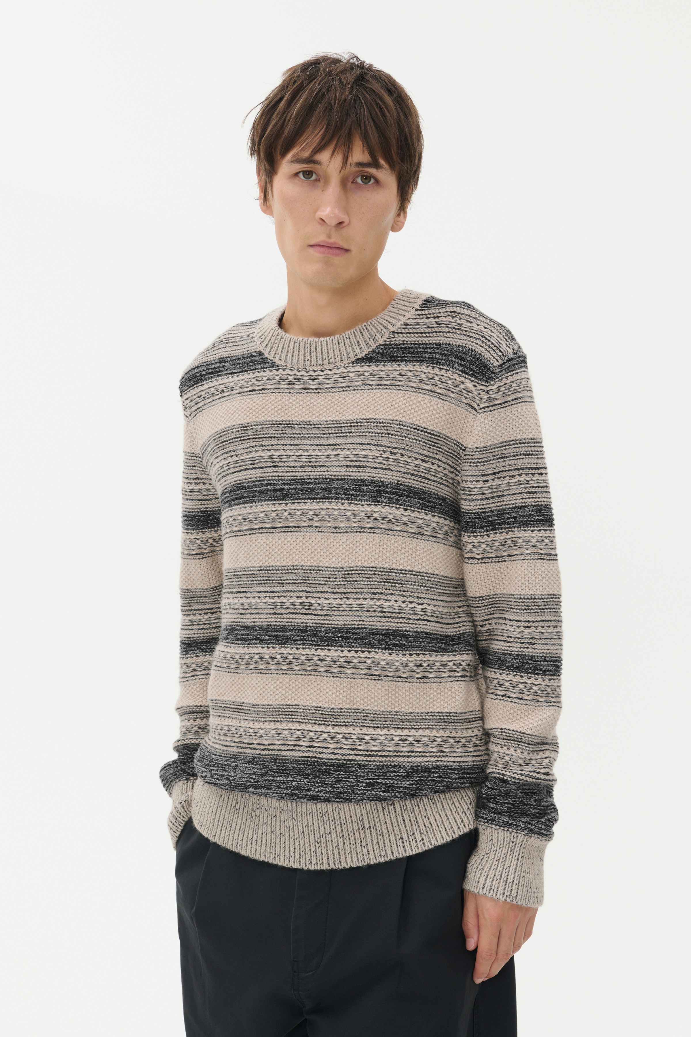 MAtriton Pullover LOOKBOOK FRONT 30208619-300270