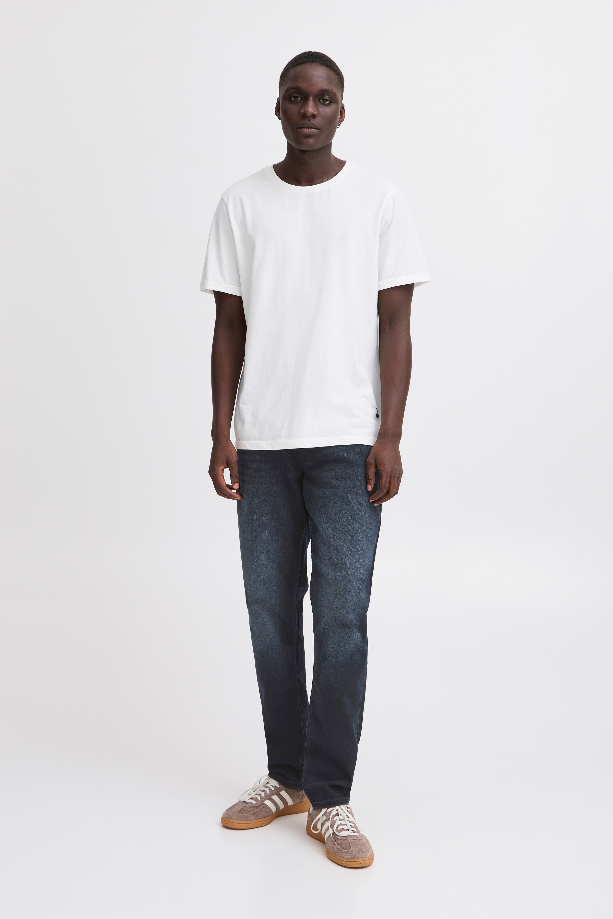 Jeans LOOKBOOK FRONT 20710811-201001