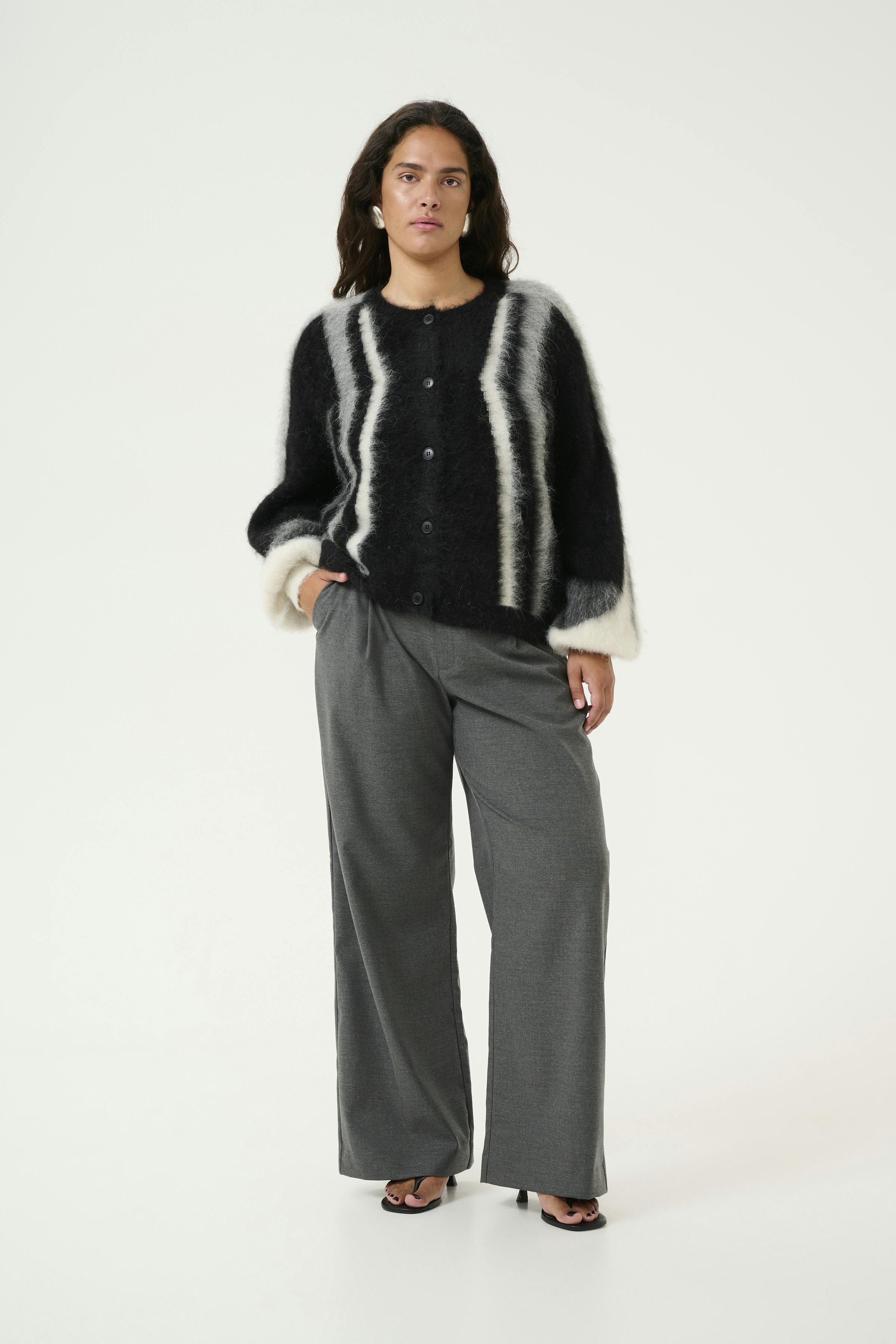 PaulaGZ Trousers LOOKBOOK FRONT 10909379-100494