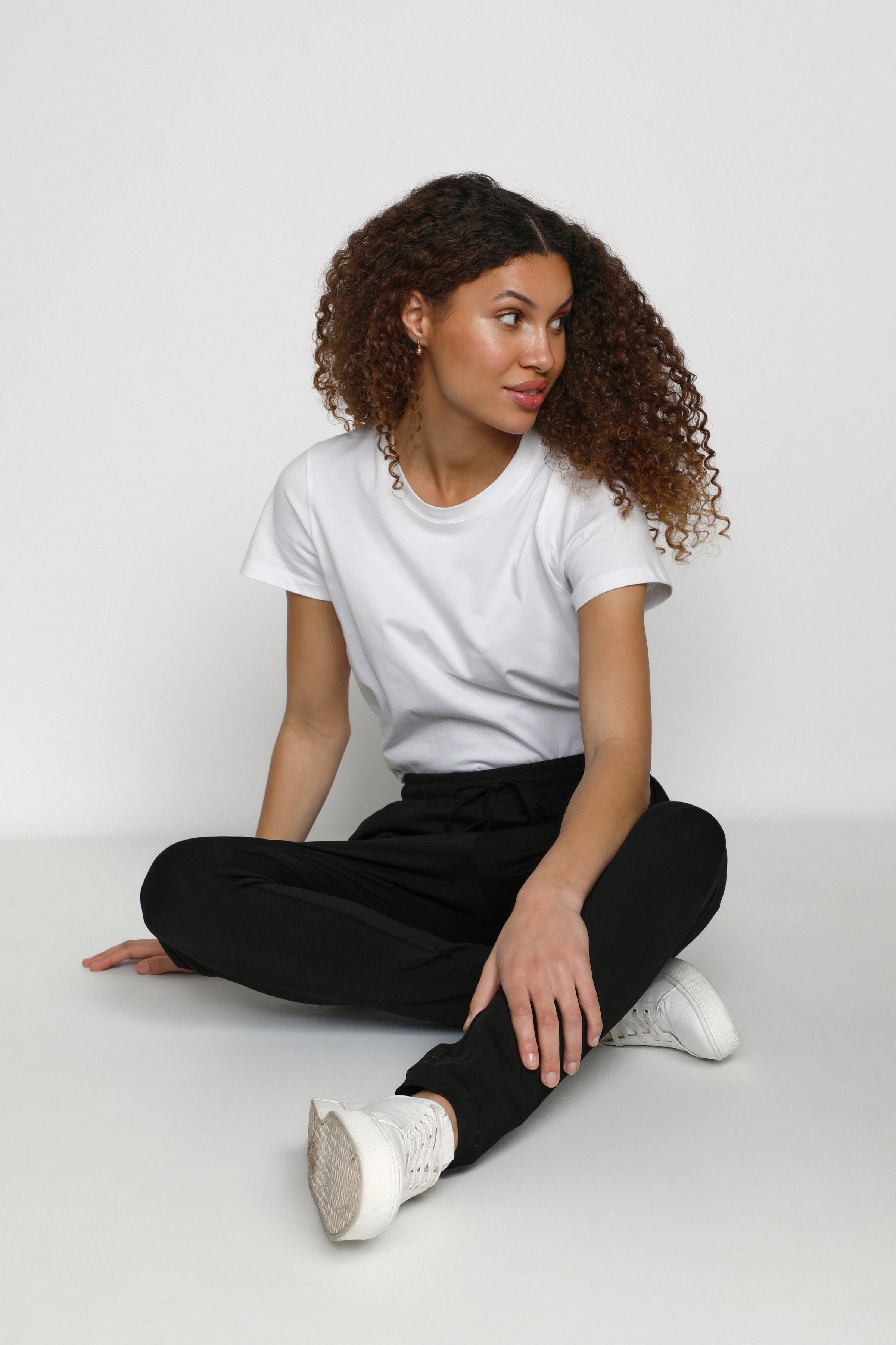Linda Bukser LOOKBOOK DETAIL 10550279-50600