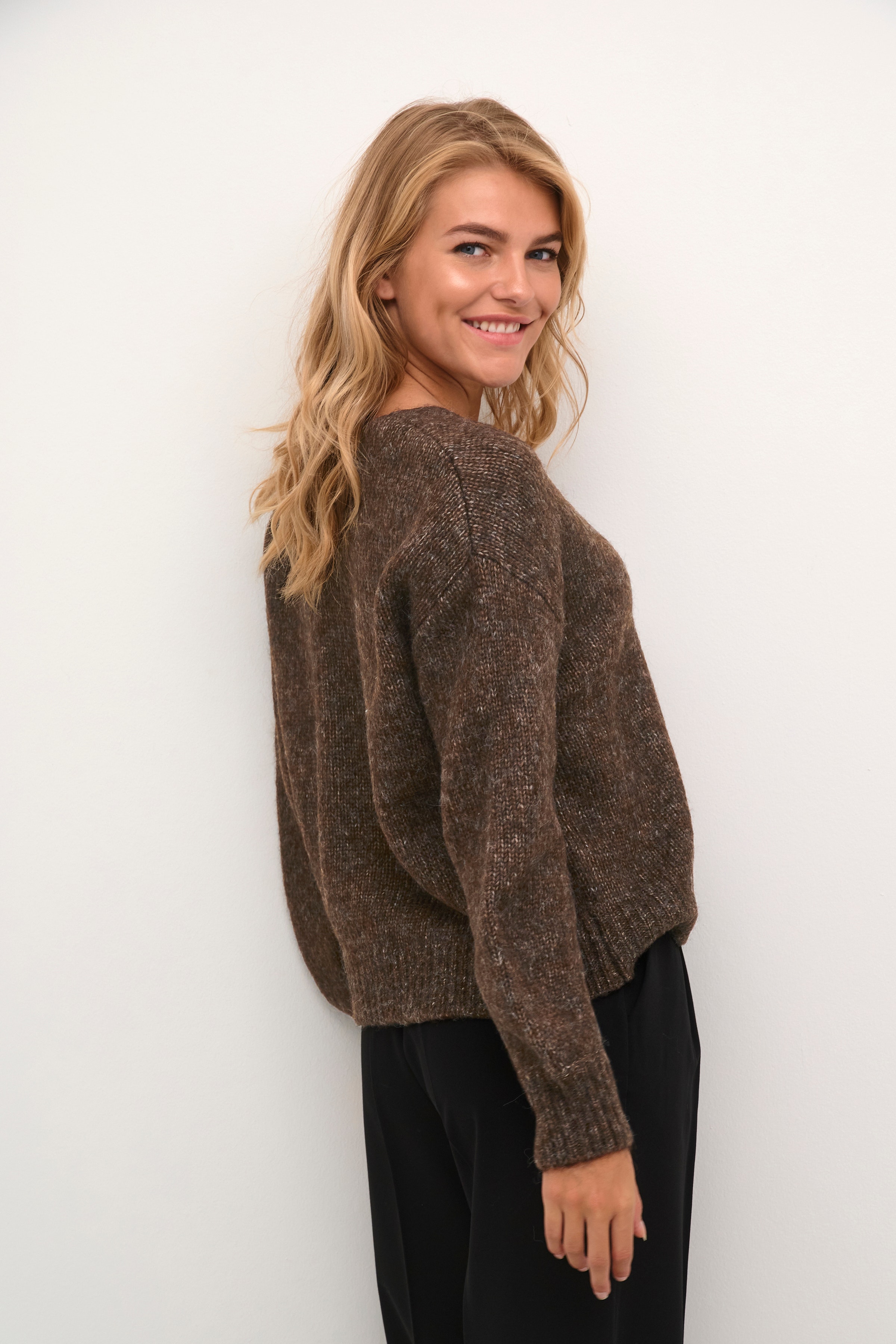 KAsarla Pullover LOOKBOOK BACK 10506829-1910161