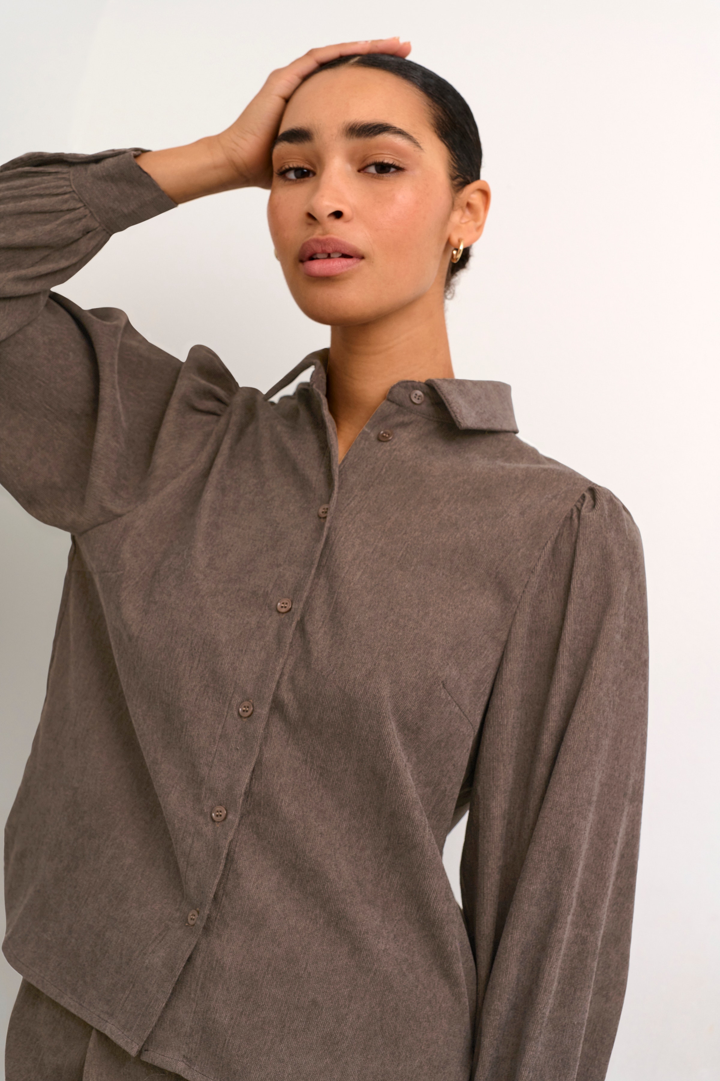 KAhermine Shirt LOOKBOOK DETAIL 10509114-106615