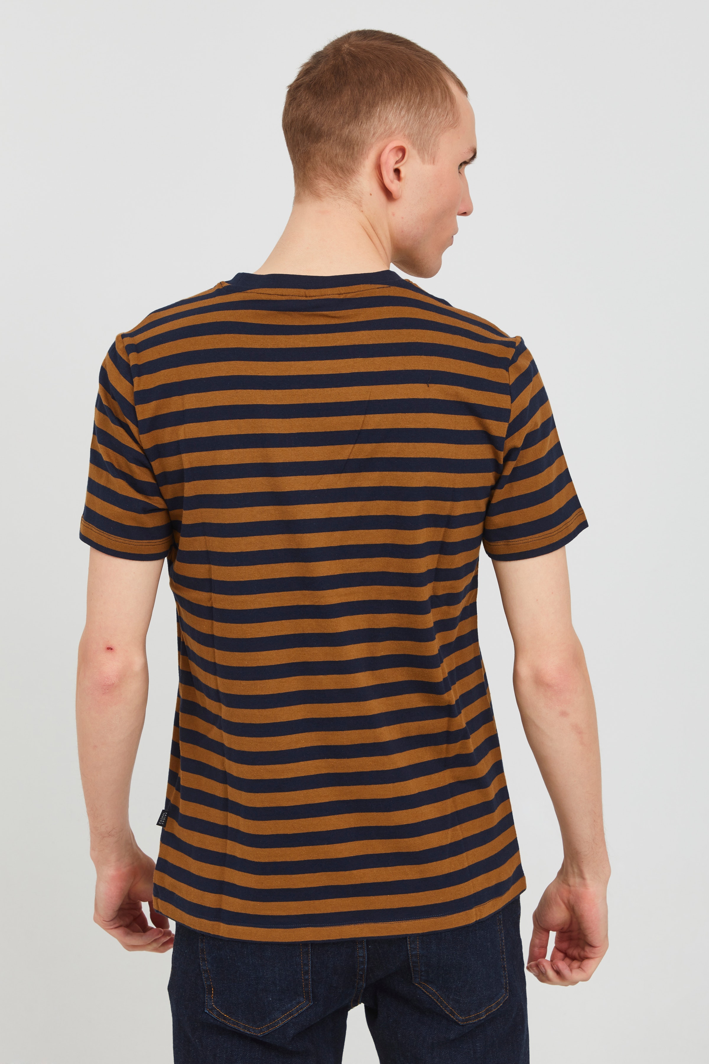 T-shirt LOOKBOOK BACK 20504026-191034