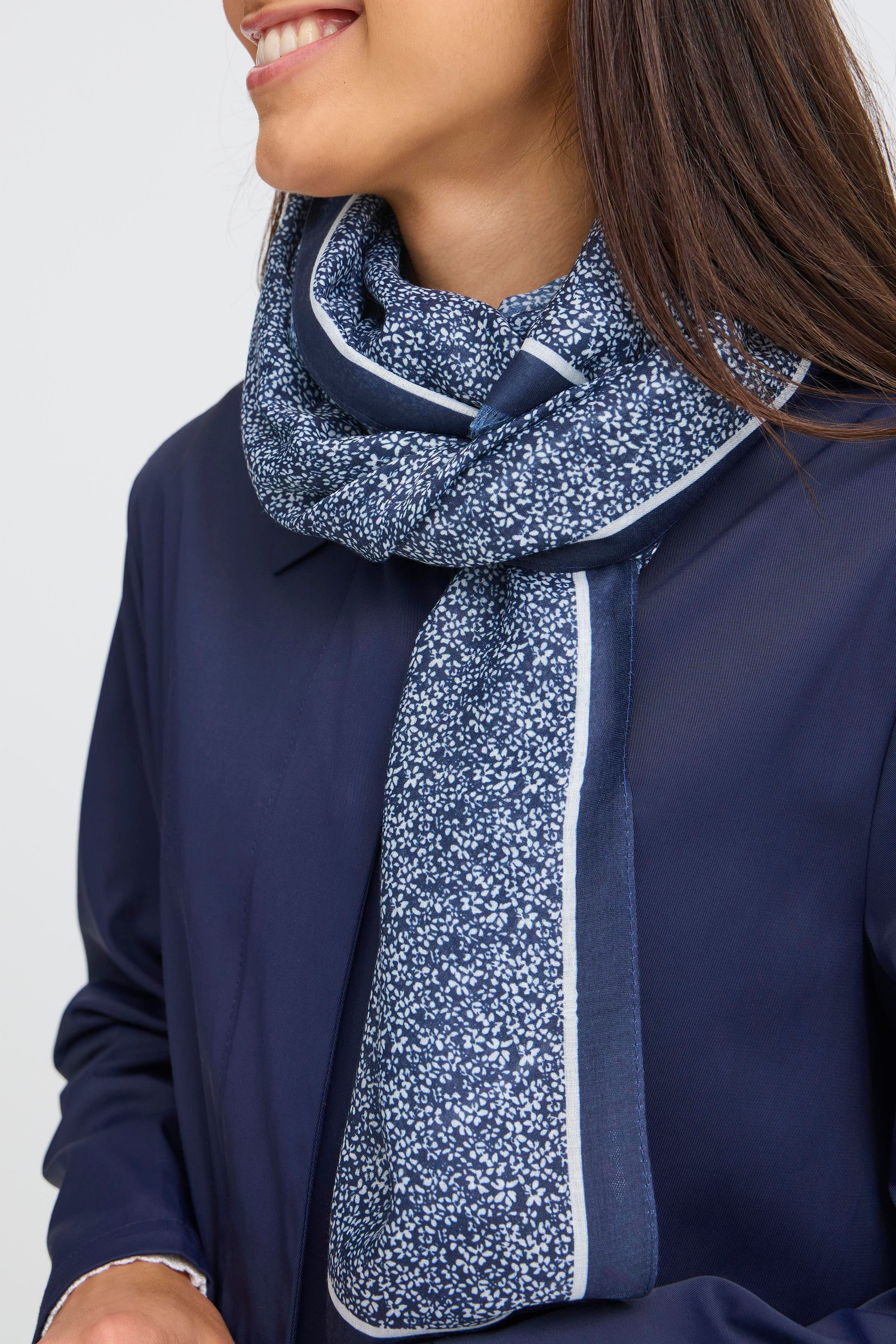 FRSANNI Scarf LOOKBOOK FRONT 20617647-900004549