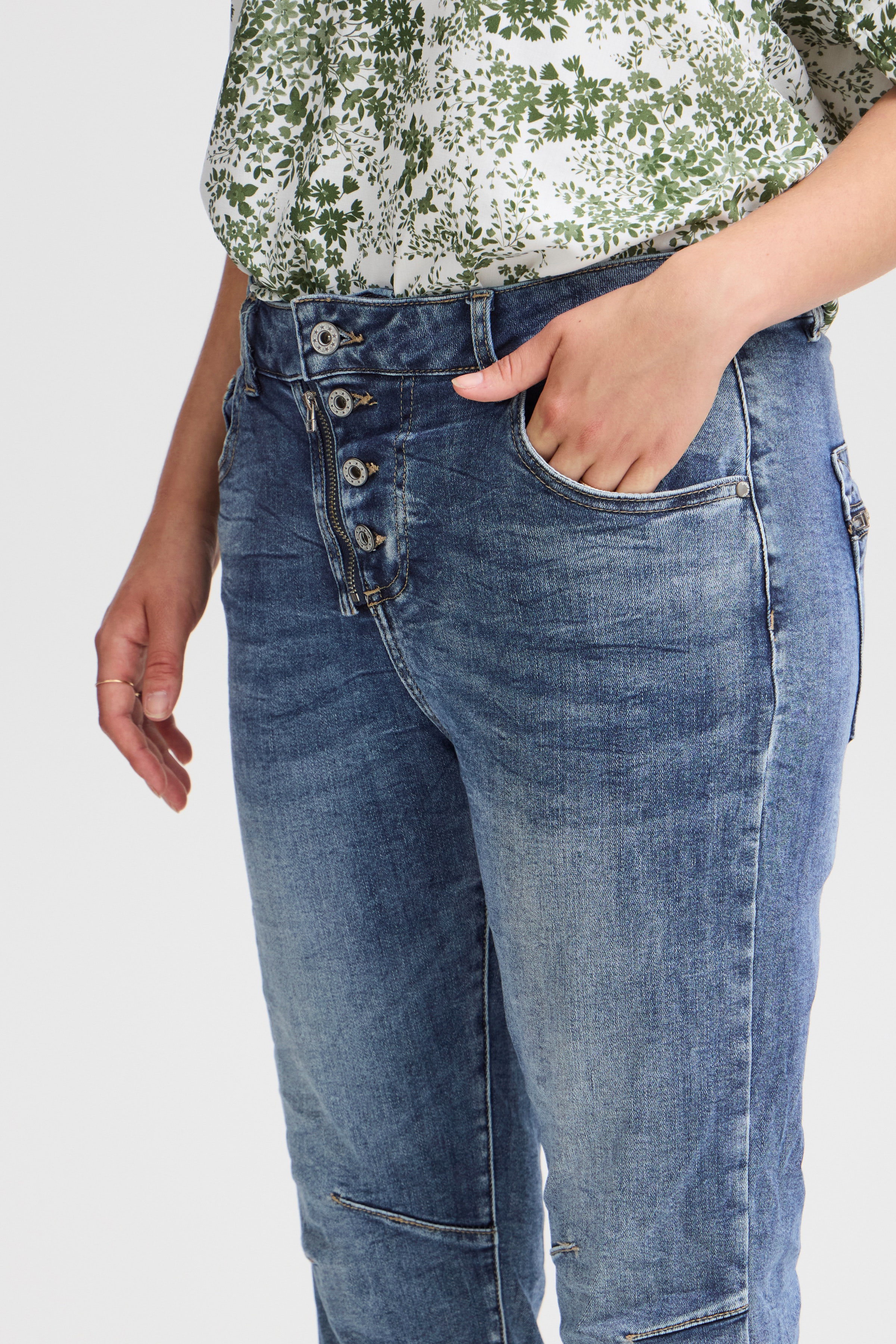 Jeans LOOKBOOK DETAIL 22100652-203403