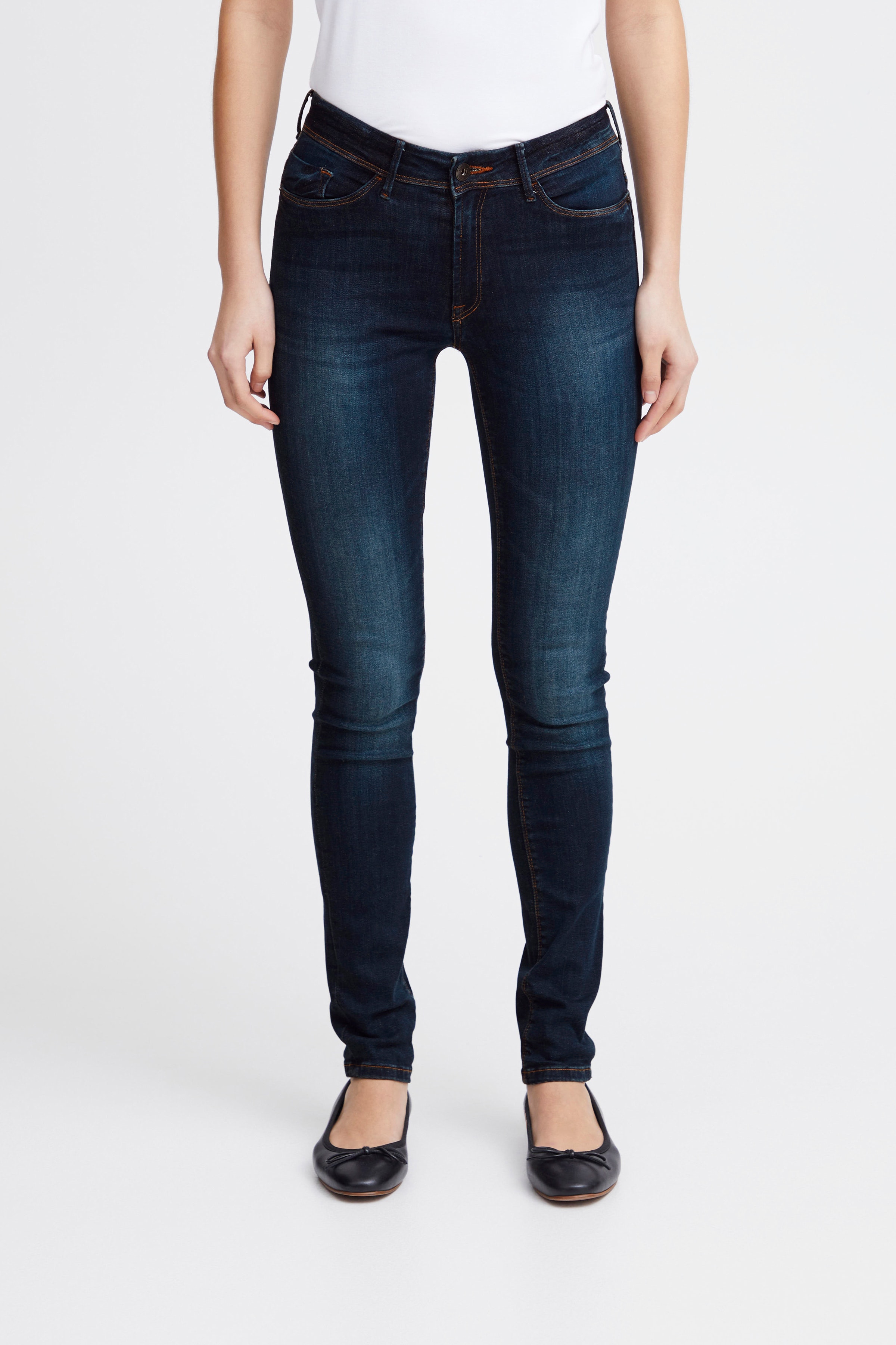 IHERIN Jeans LOOKBOOK FRONT 102011-19037