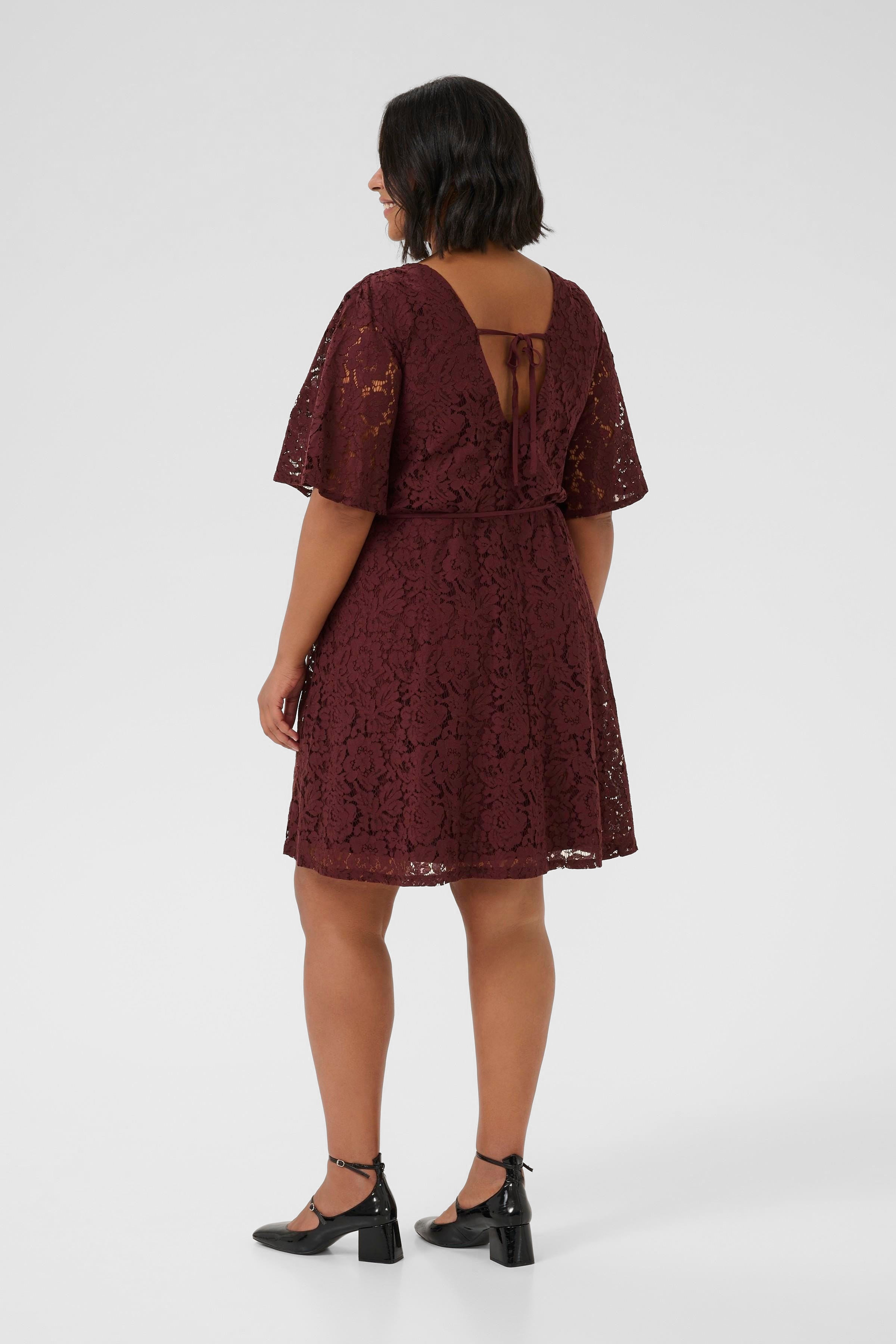 KCnima Kleid LOOKBOOK BACK 10583475-191619