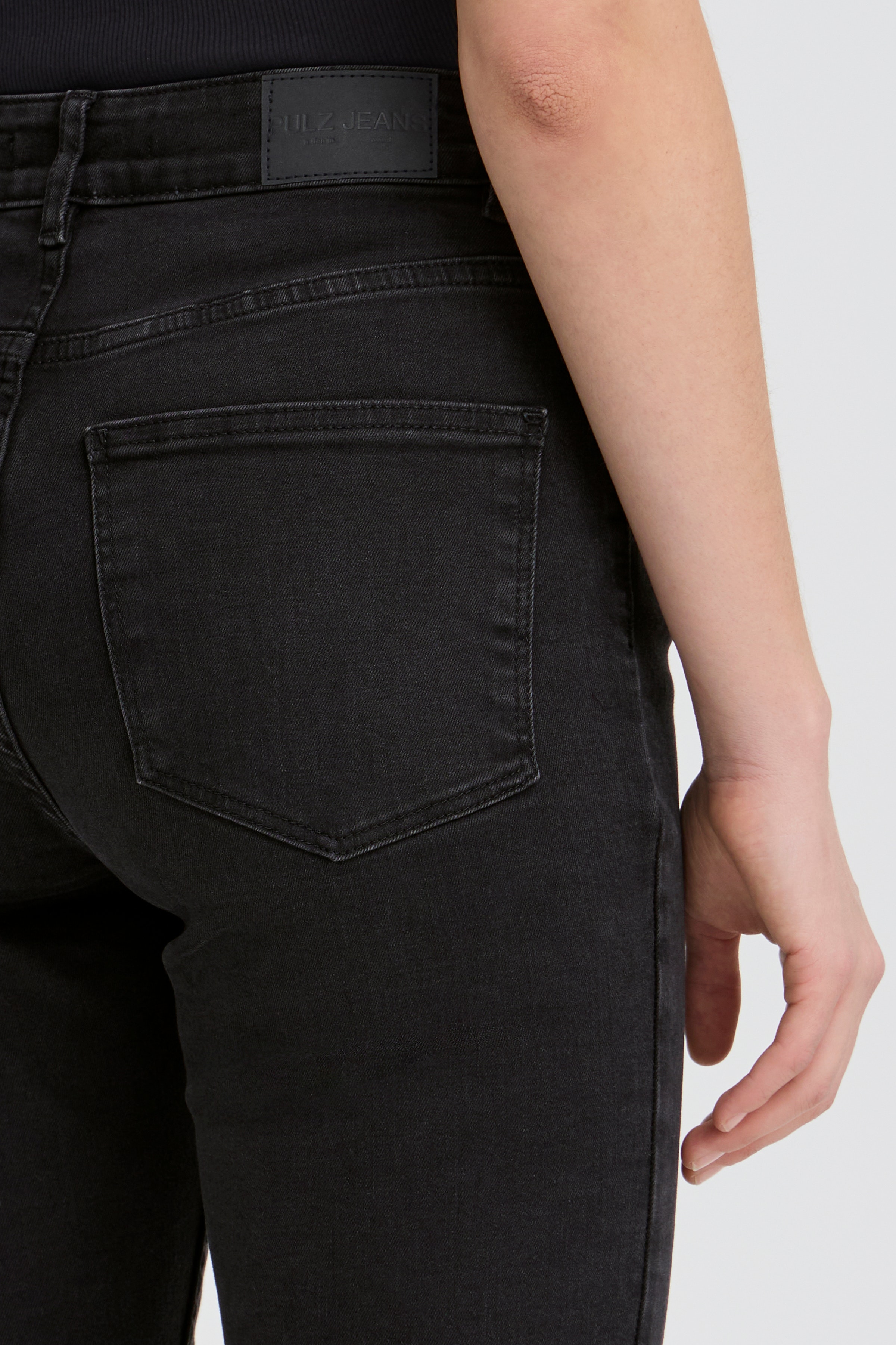 PZBECCA Jeans LOOKBOOK DETAIL 50207285-200004