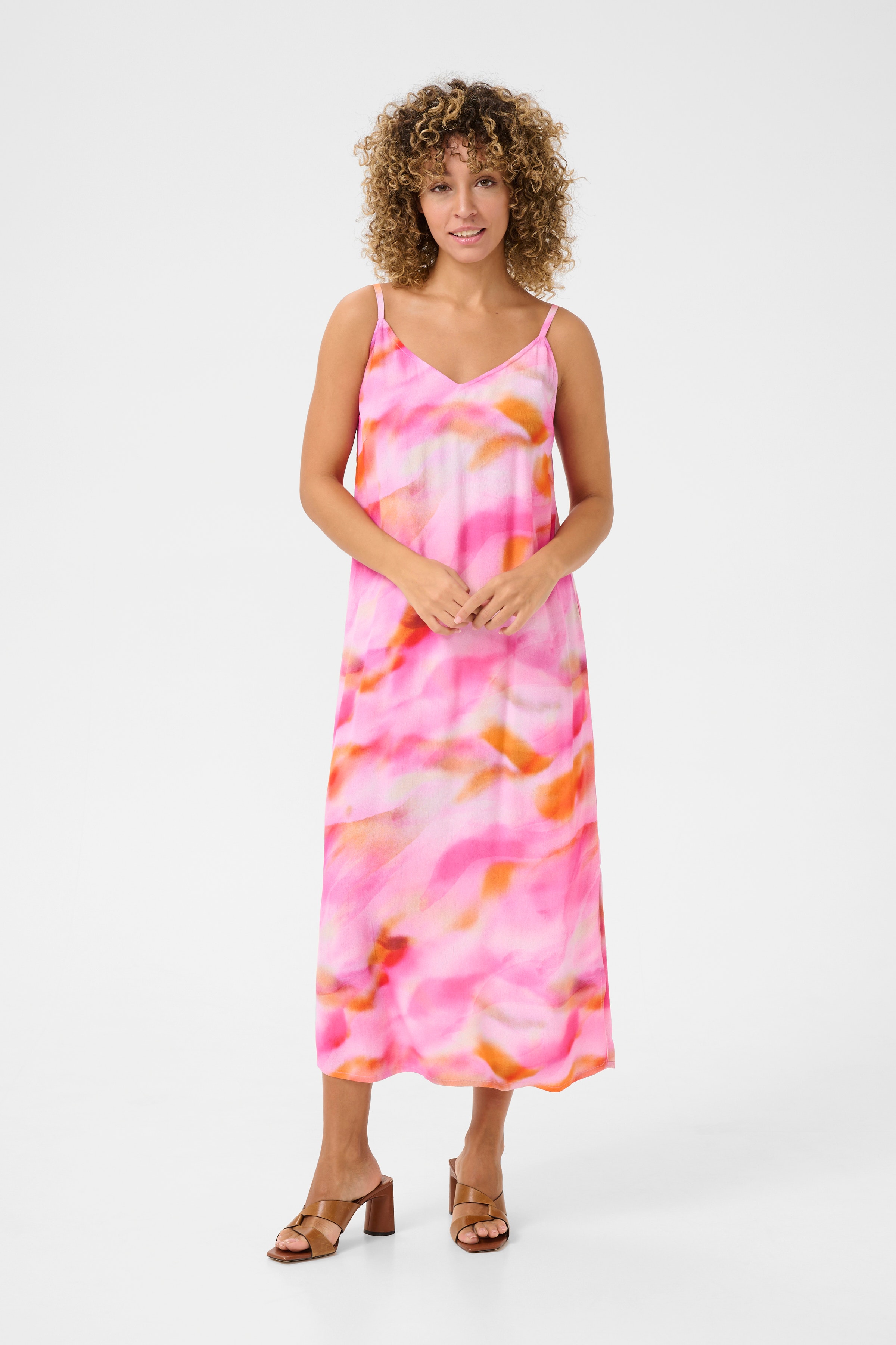 CRNana Klänning LOOKBOOK FRONT 10613609-107563
