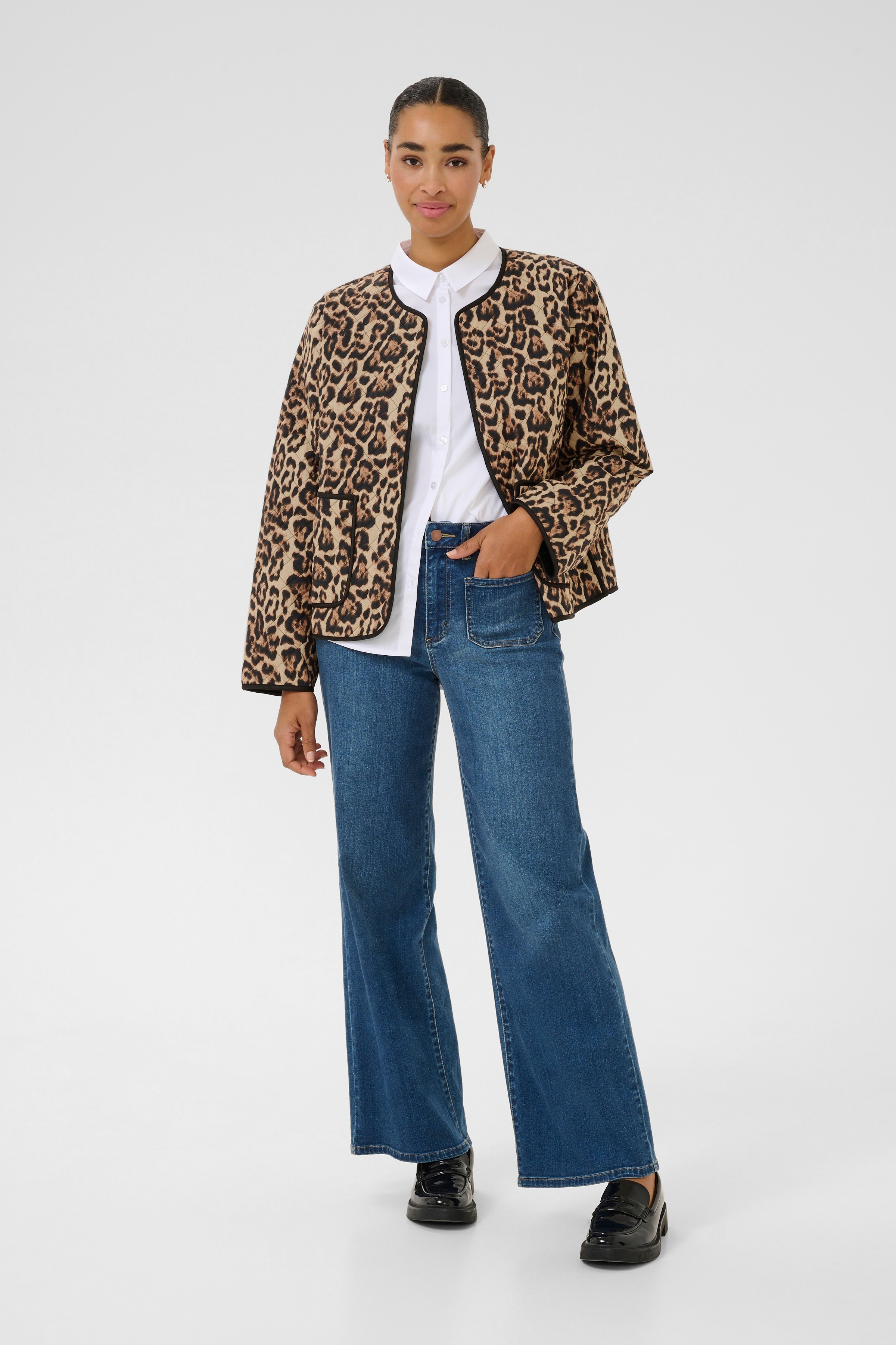 KAvalia Casual jakke LOOKBOOK FRONT 10509537-107281