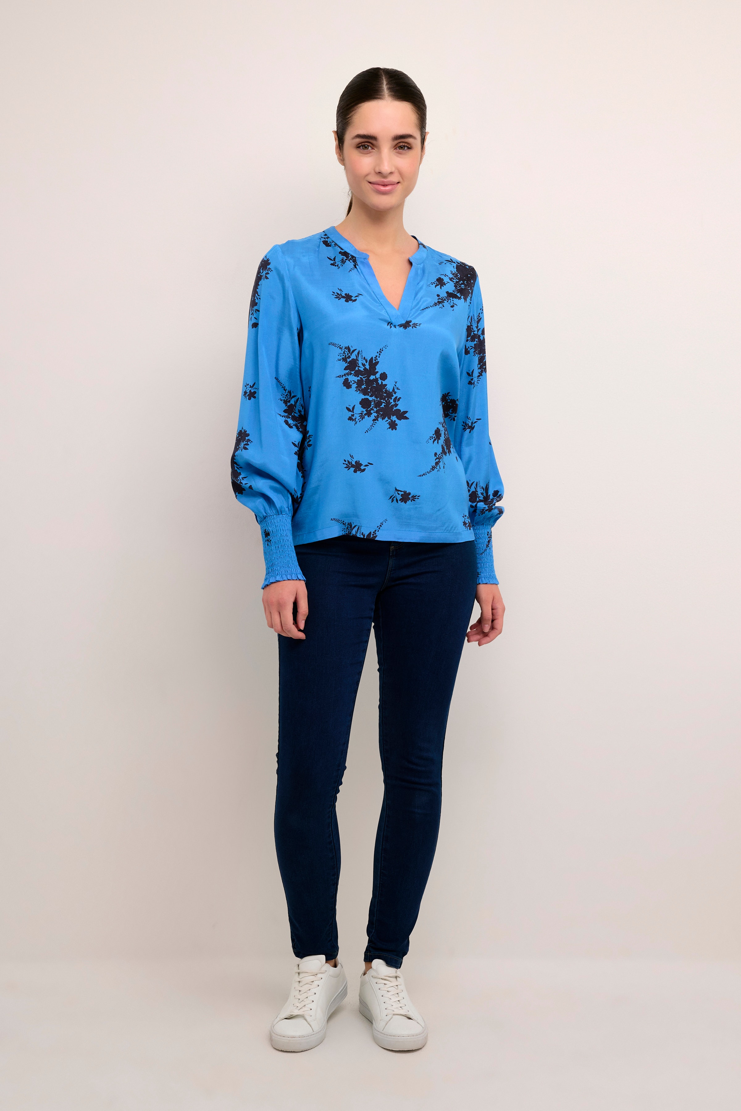 KAgilla Bluse LOOKBOOK FRONT 10507284-103969