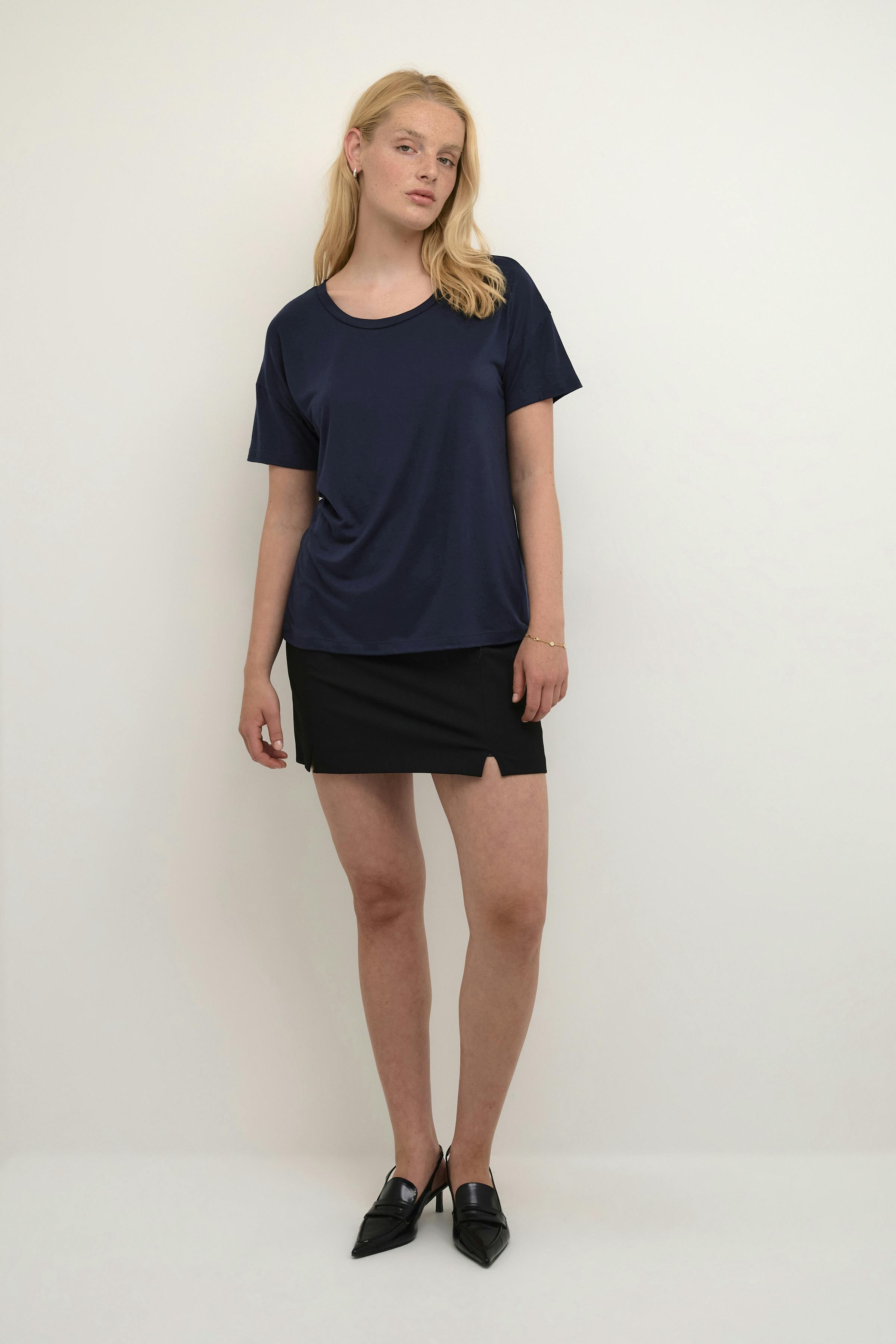 BessKB T-shirt LOOKBOOK FRONT 10103332-193924