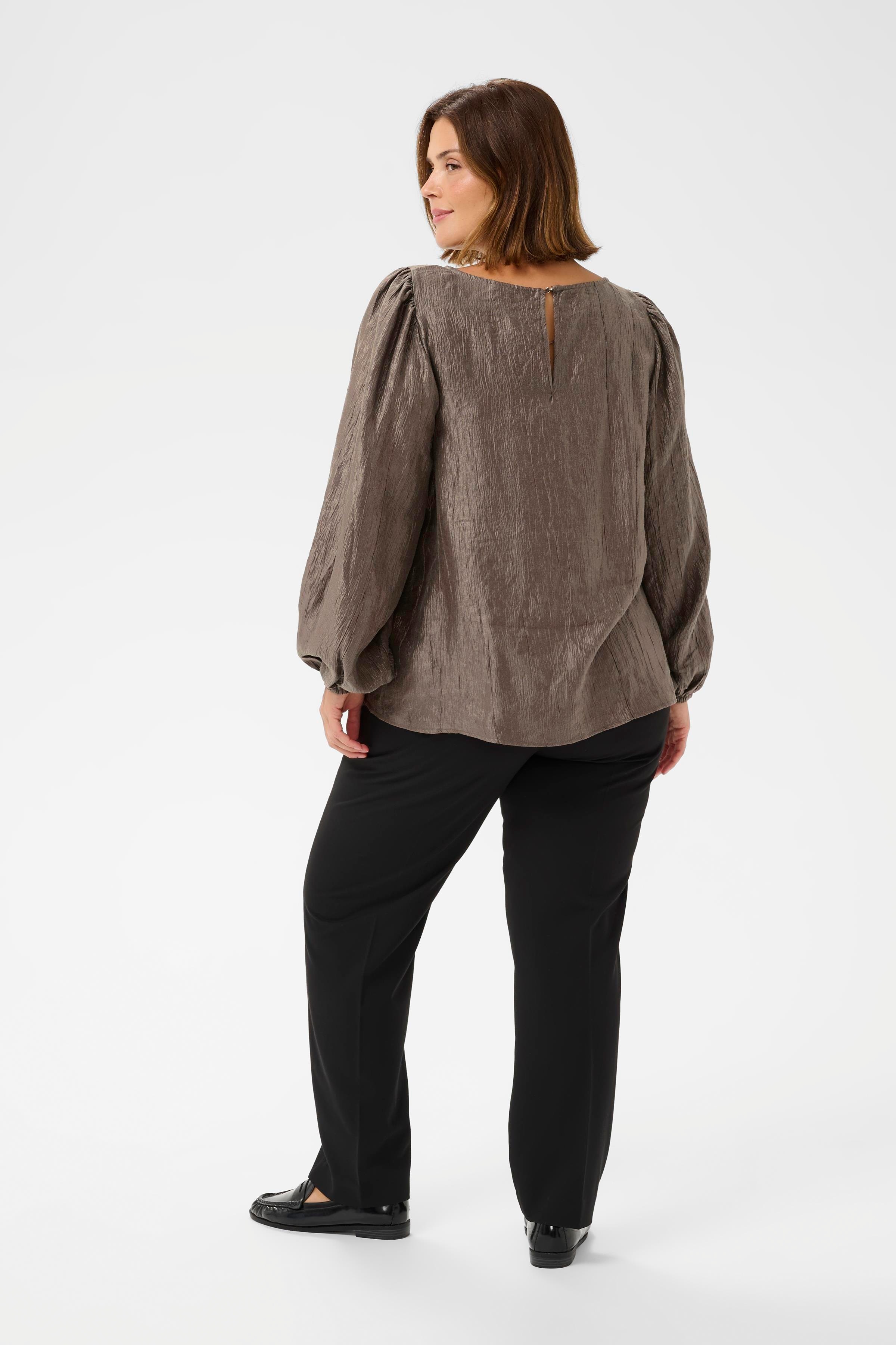 KCrizza Blouse LOOKBOOK BACK 10583782-190808