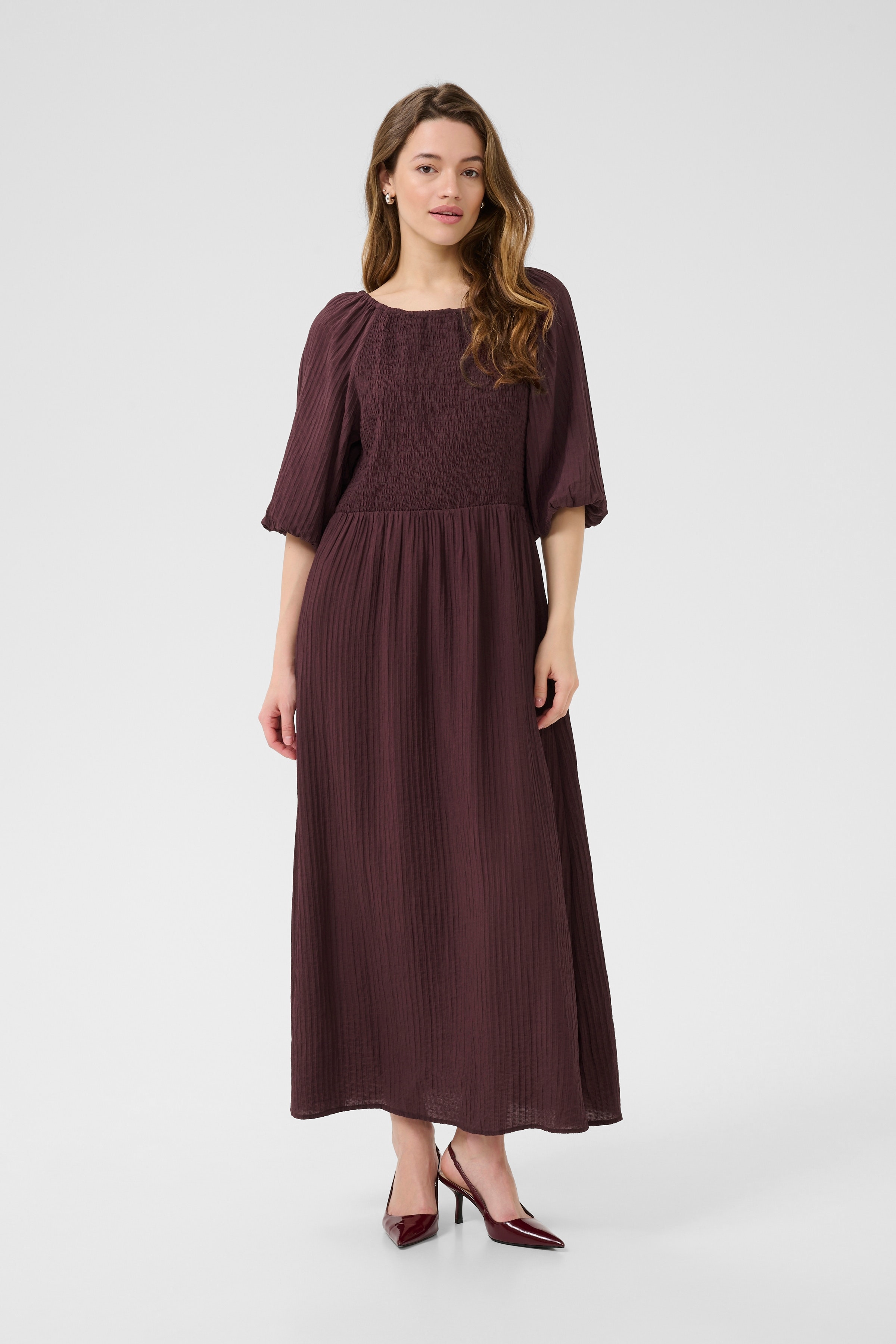 KAlianna Kjole LOOKBOOK FRONT 10510492-191619