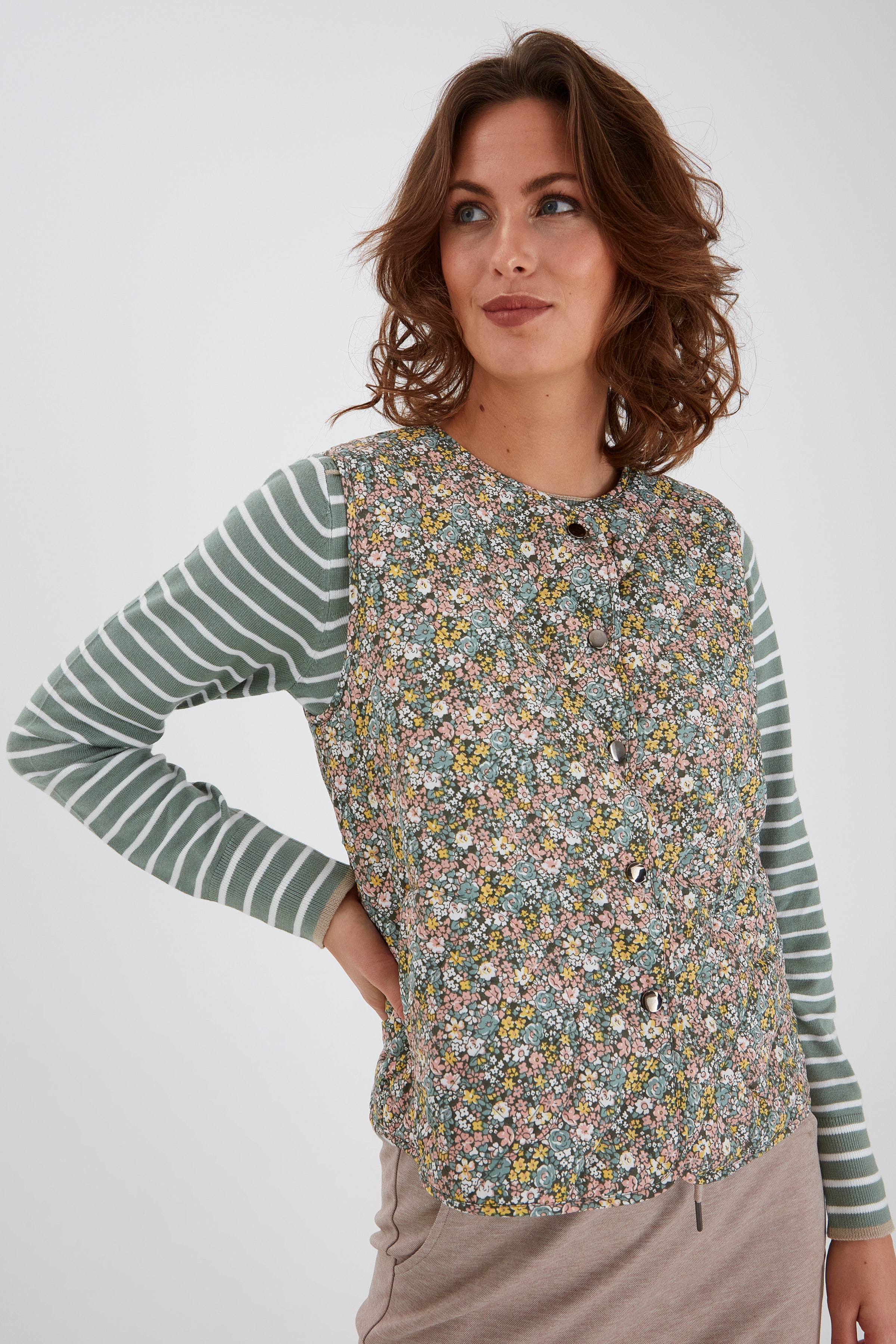 Vest LOOKBOOK FRONT 20609864-200116