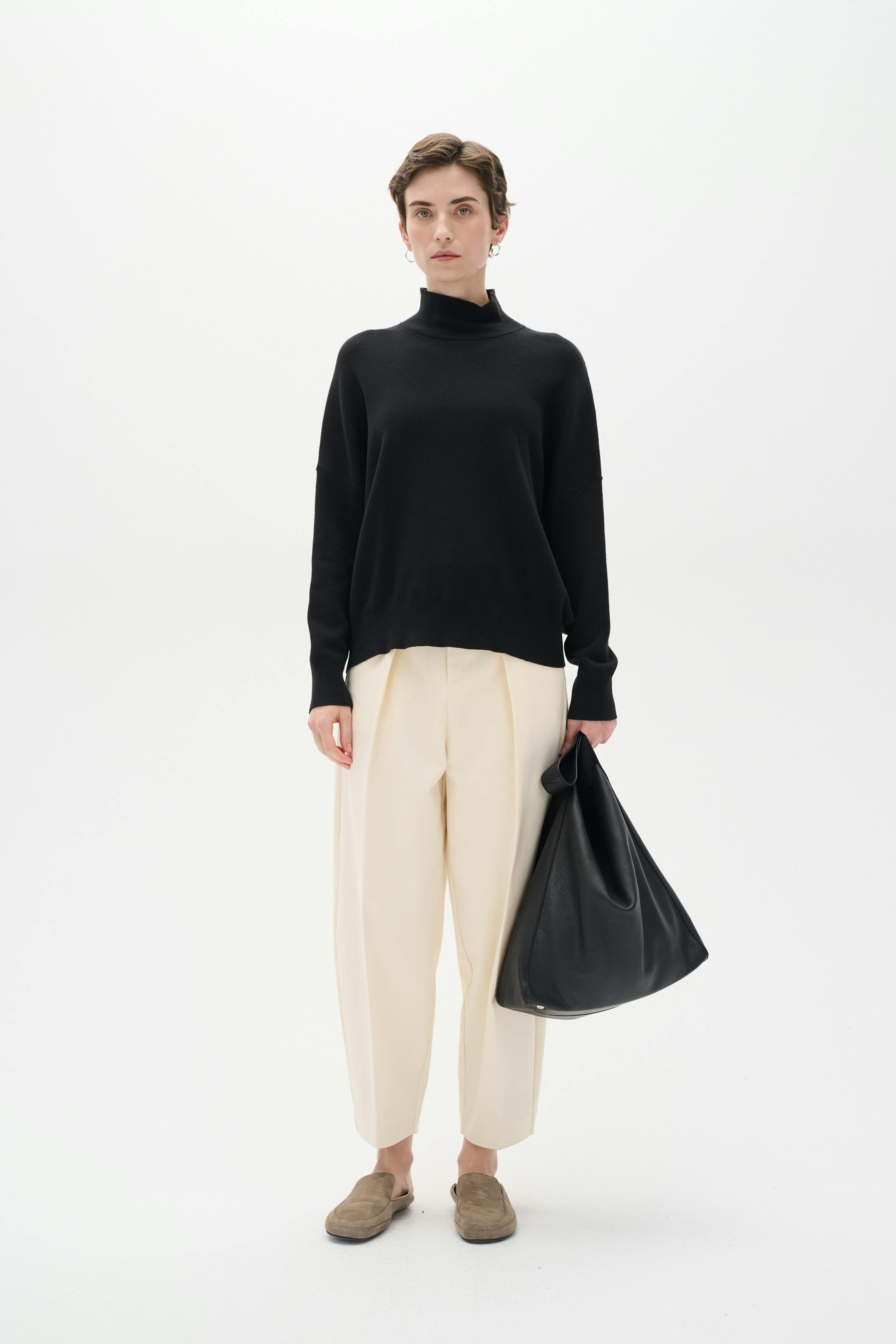 TenleyIW Turtleneck Pullover LOOKBOOK FRONT 30106490-194008