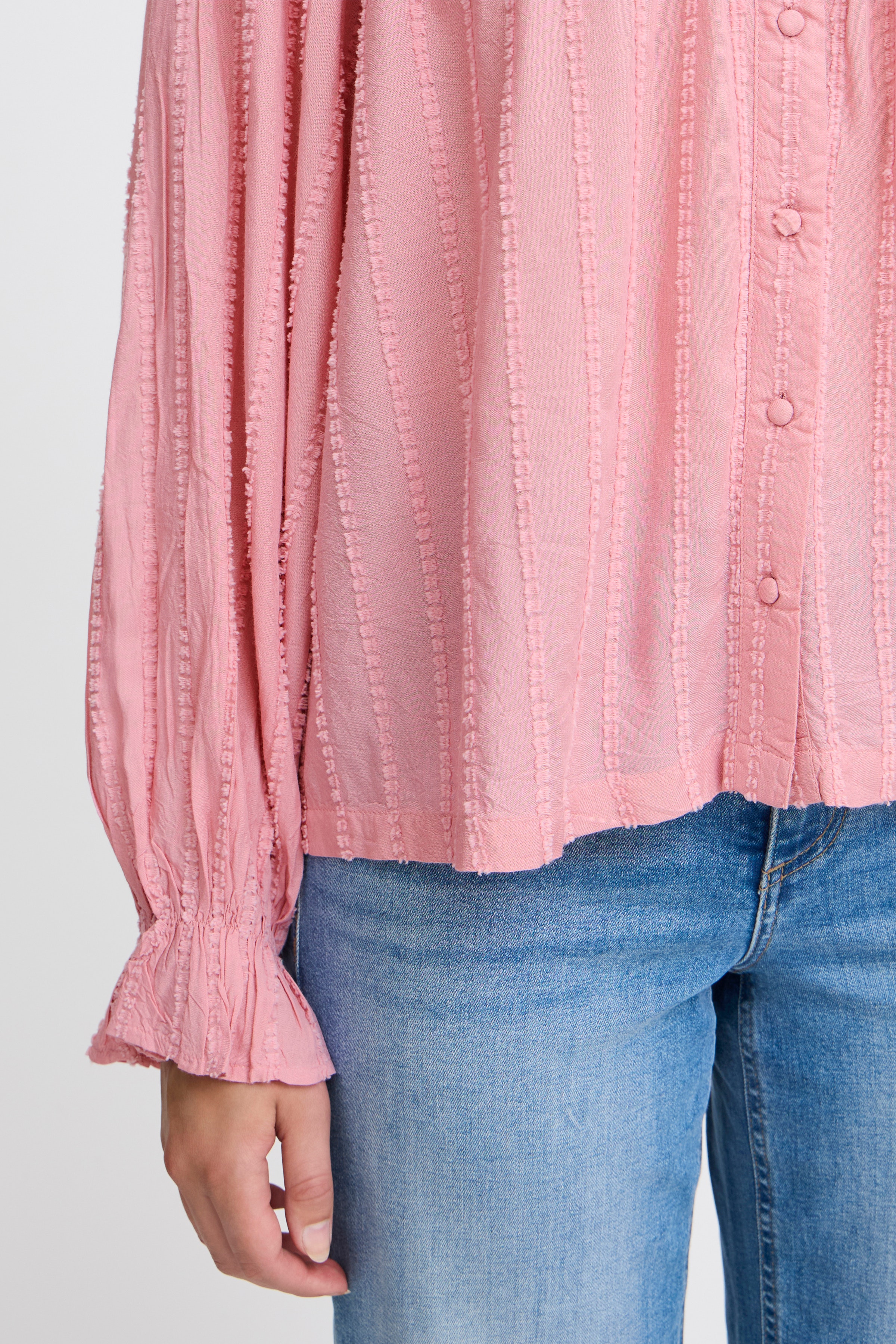 IHRAMIRA Skjorte LOOKBOOK DETAIL 20121843-161708