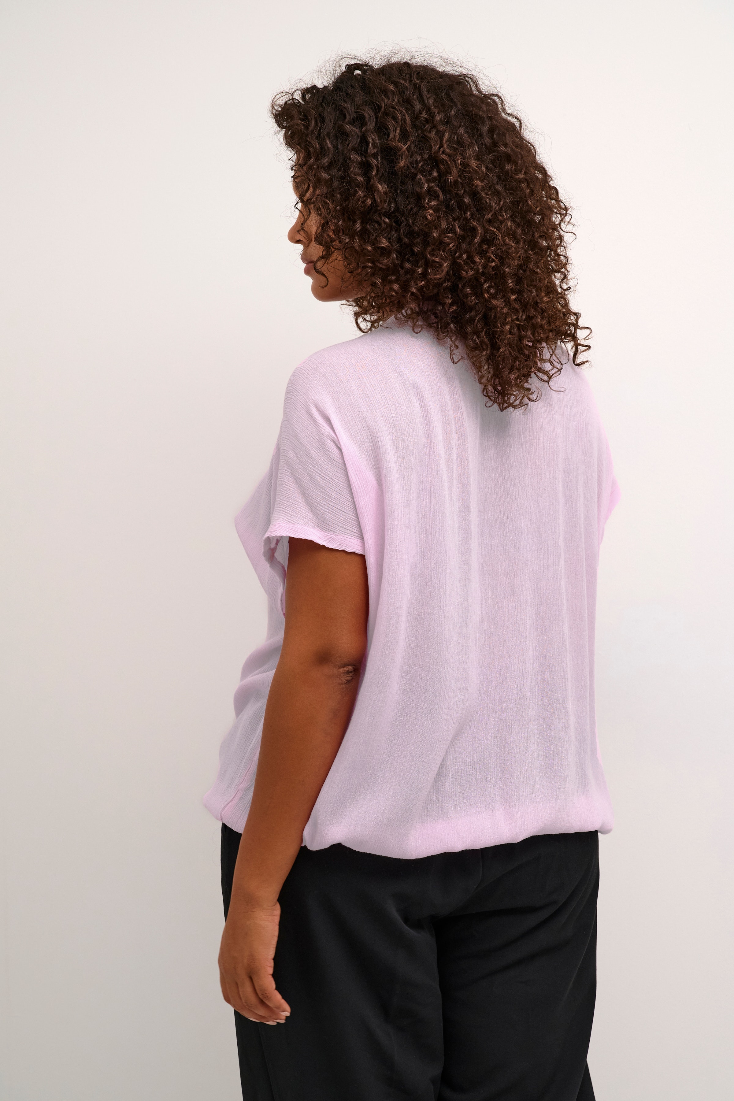 KCami Blouse LOOKBOOK BACK 10580267-132805