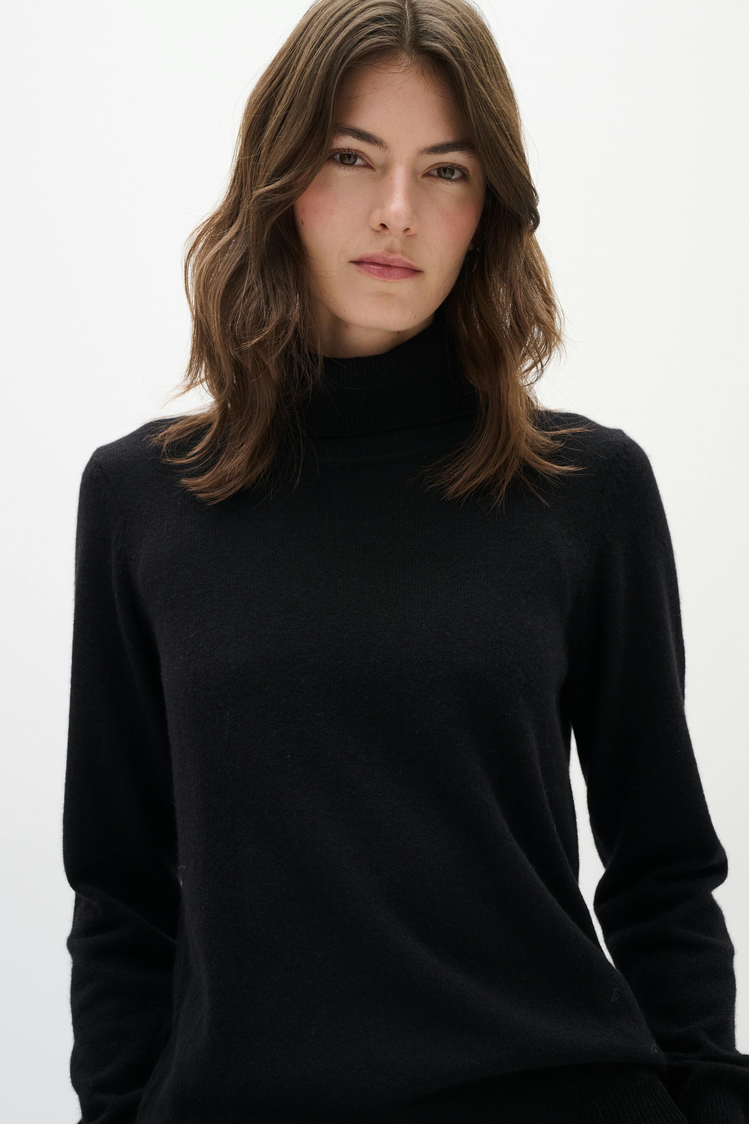 LukkaIW Rollneck Cashmere Pullover LOOKBOOK FRONT 30108211-194008