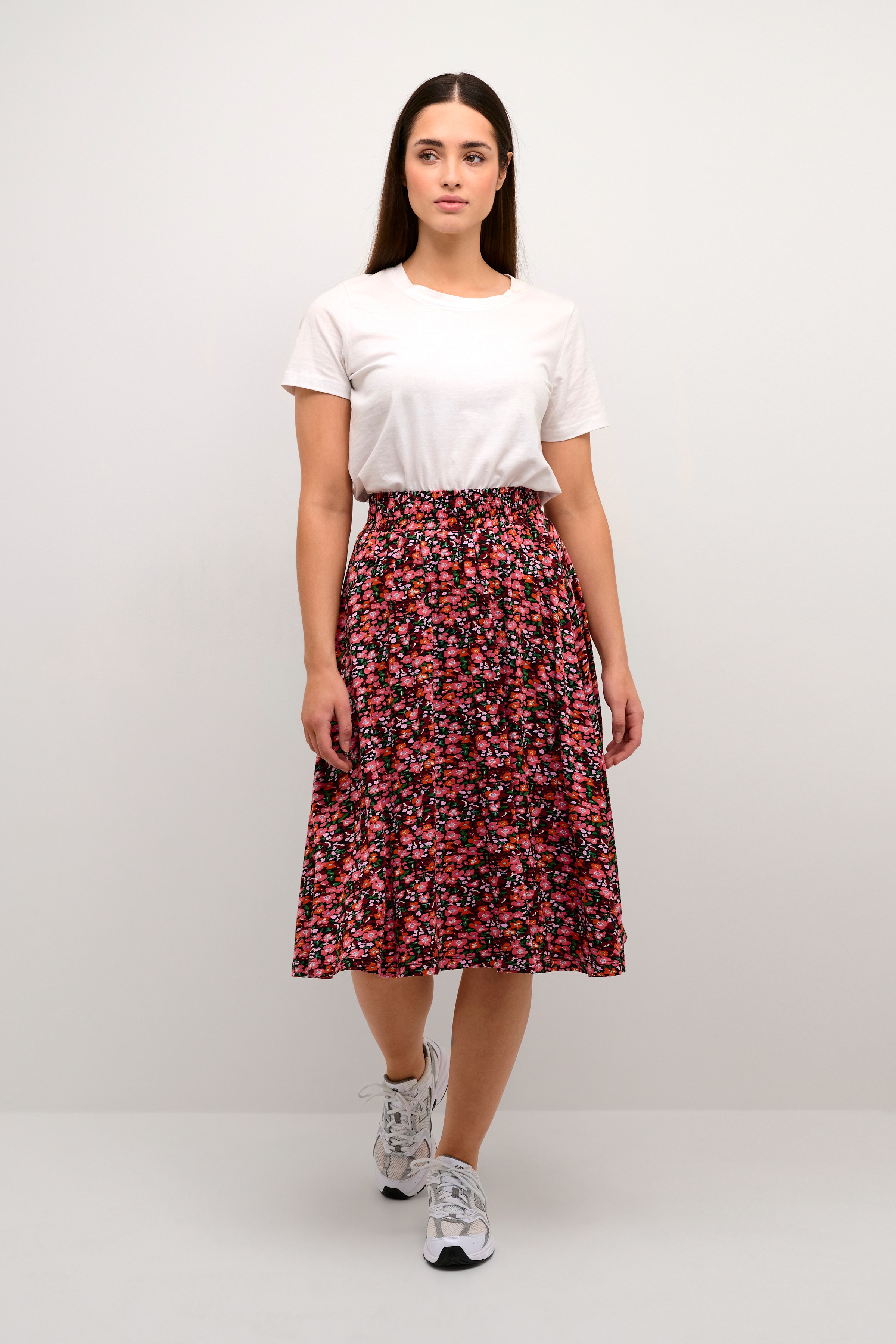 BPyrsa Skirt LOOKBOOK FRONT 10590446-104717B