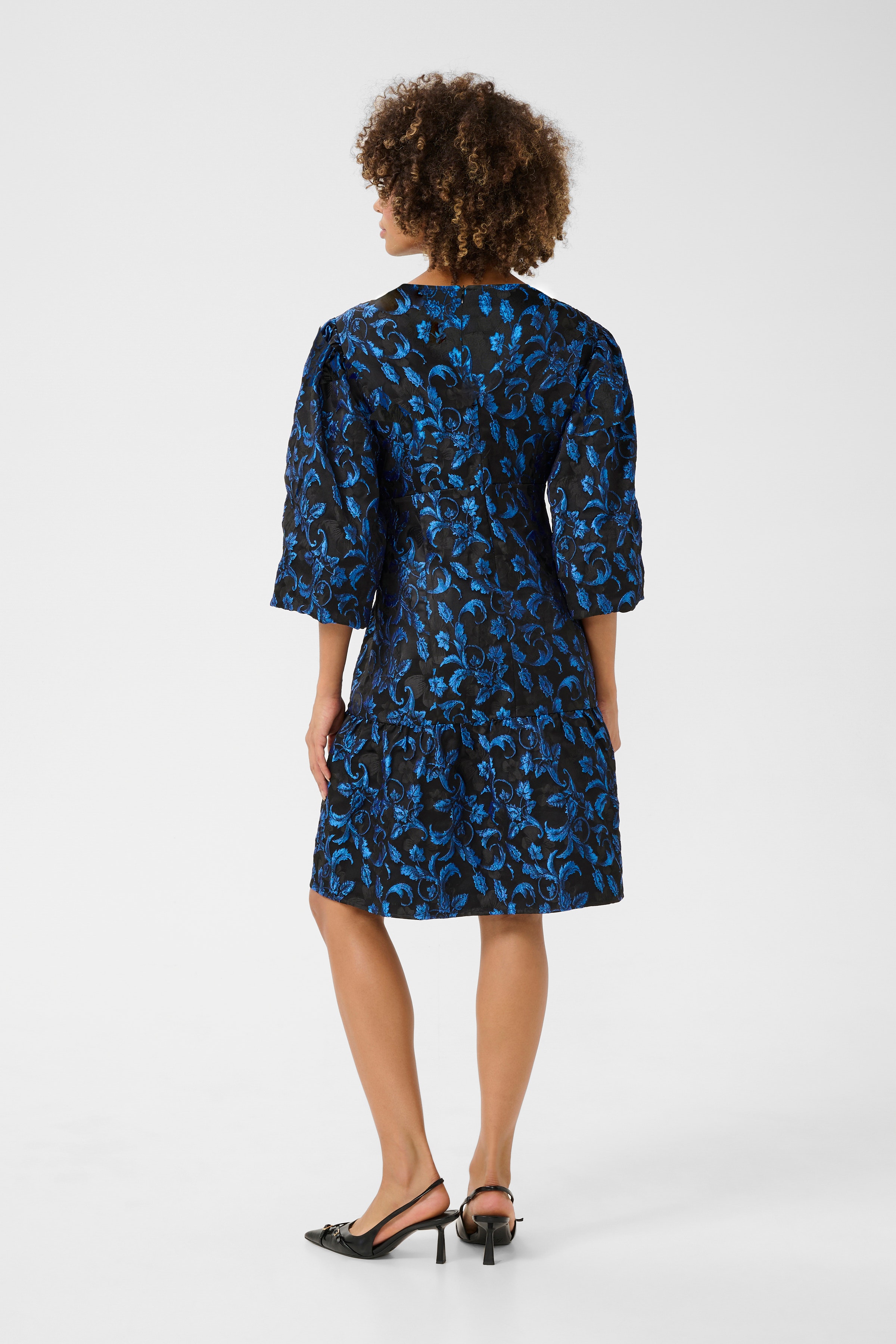 CUastro Kjole LOOKBOOK BACK 50111253-106575