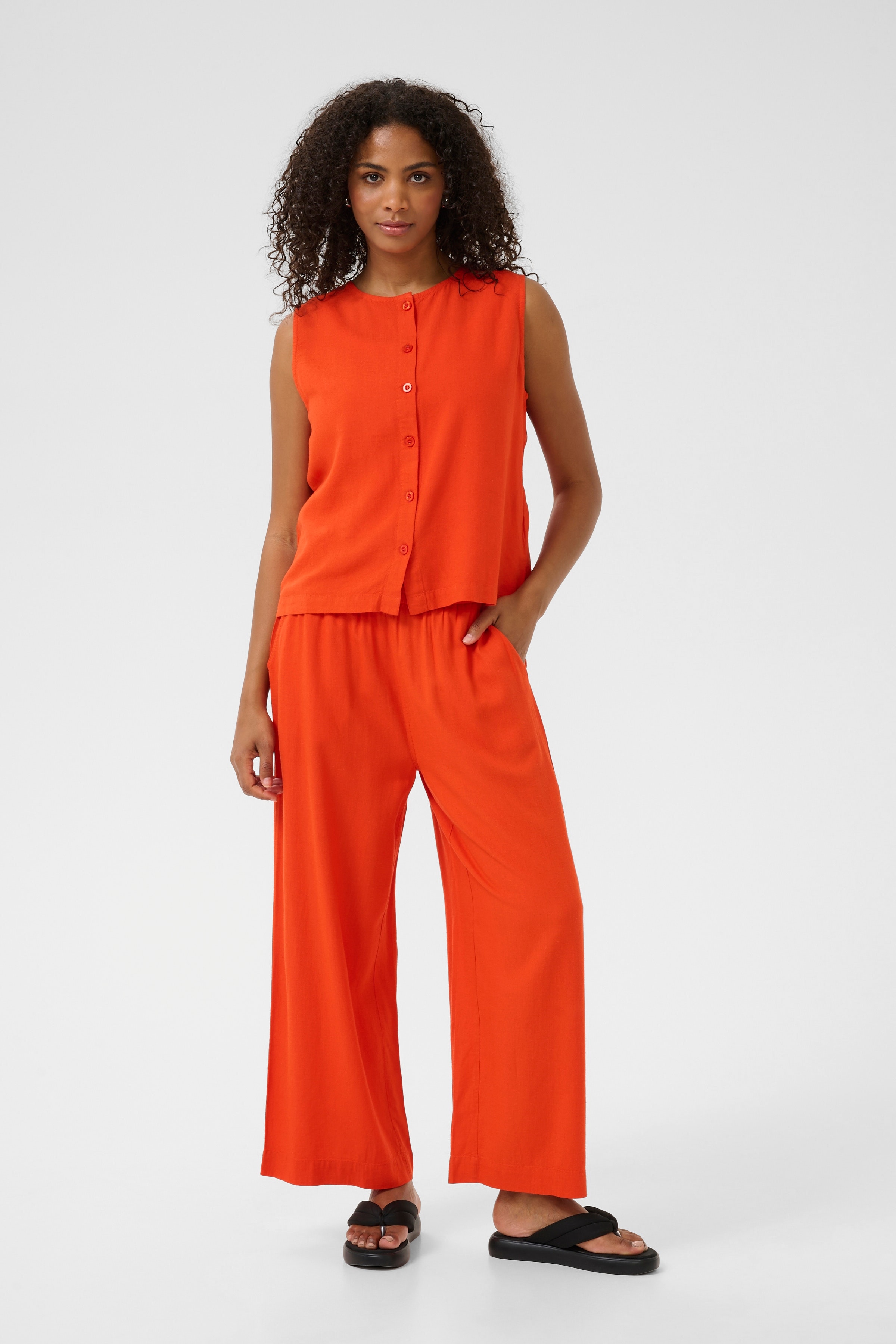 KAmilia Lin Bluse LOOKBOOK FRONT 10510158-171558
