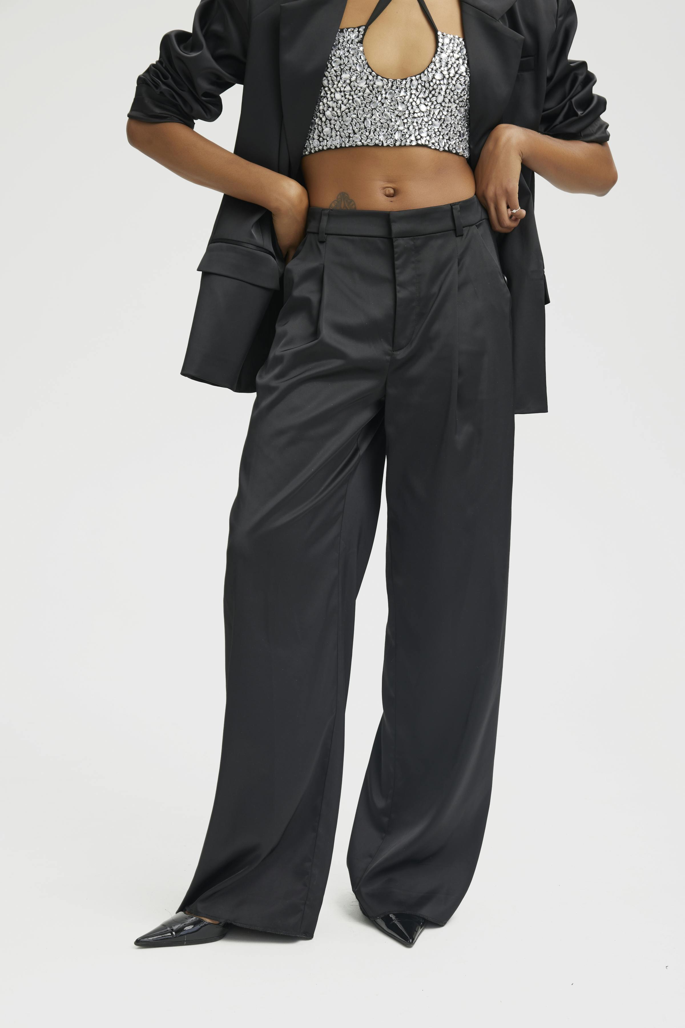 YacmineGZ Trousers LOOKBOOK FRONT 10908545-100017