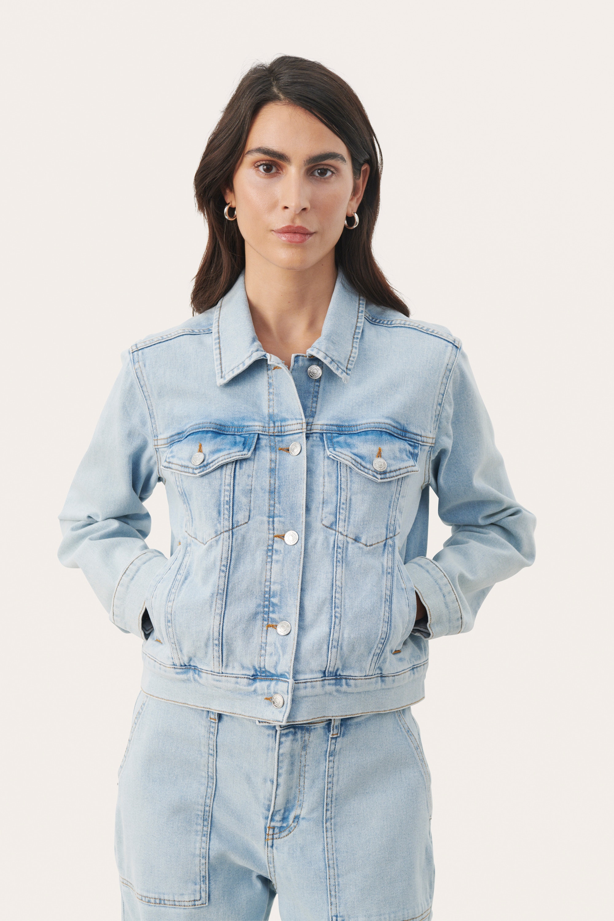 FrederikkaPW Casual Jacke LOOKBOOK FRONT 30308506-300146
