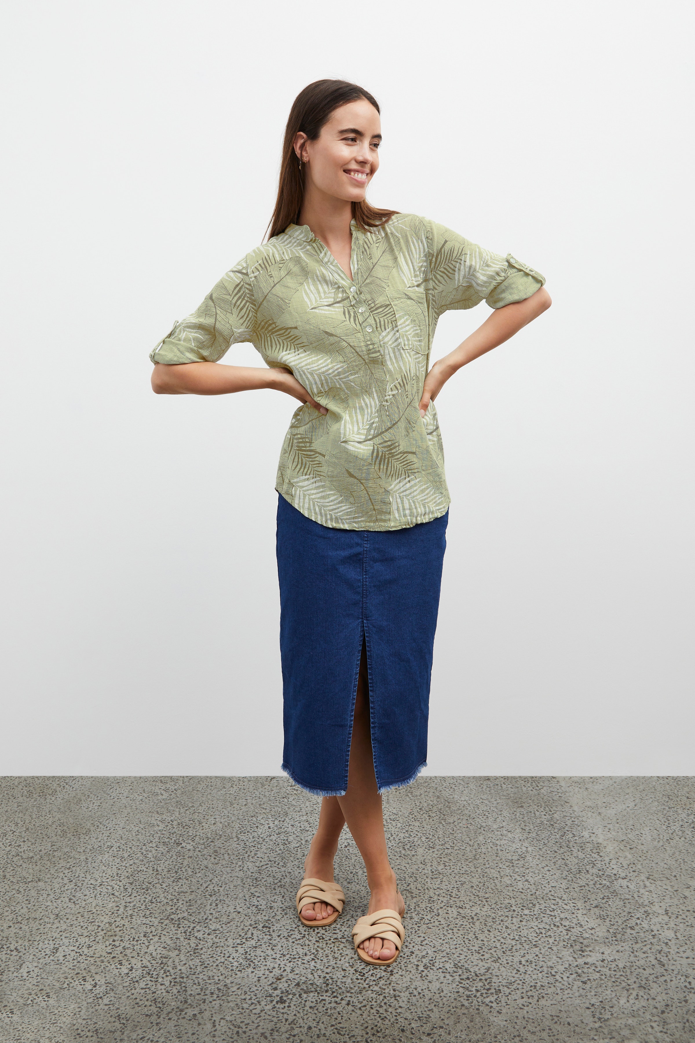 SBALEXA Blouse LOOKBOOK FRONT 22100240-176212