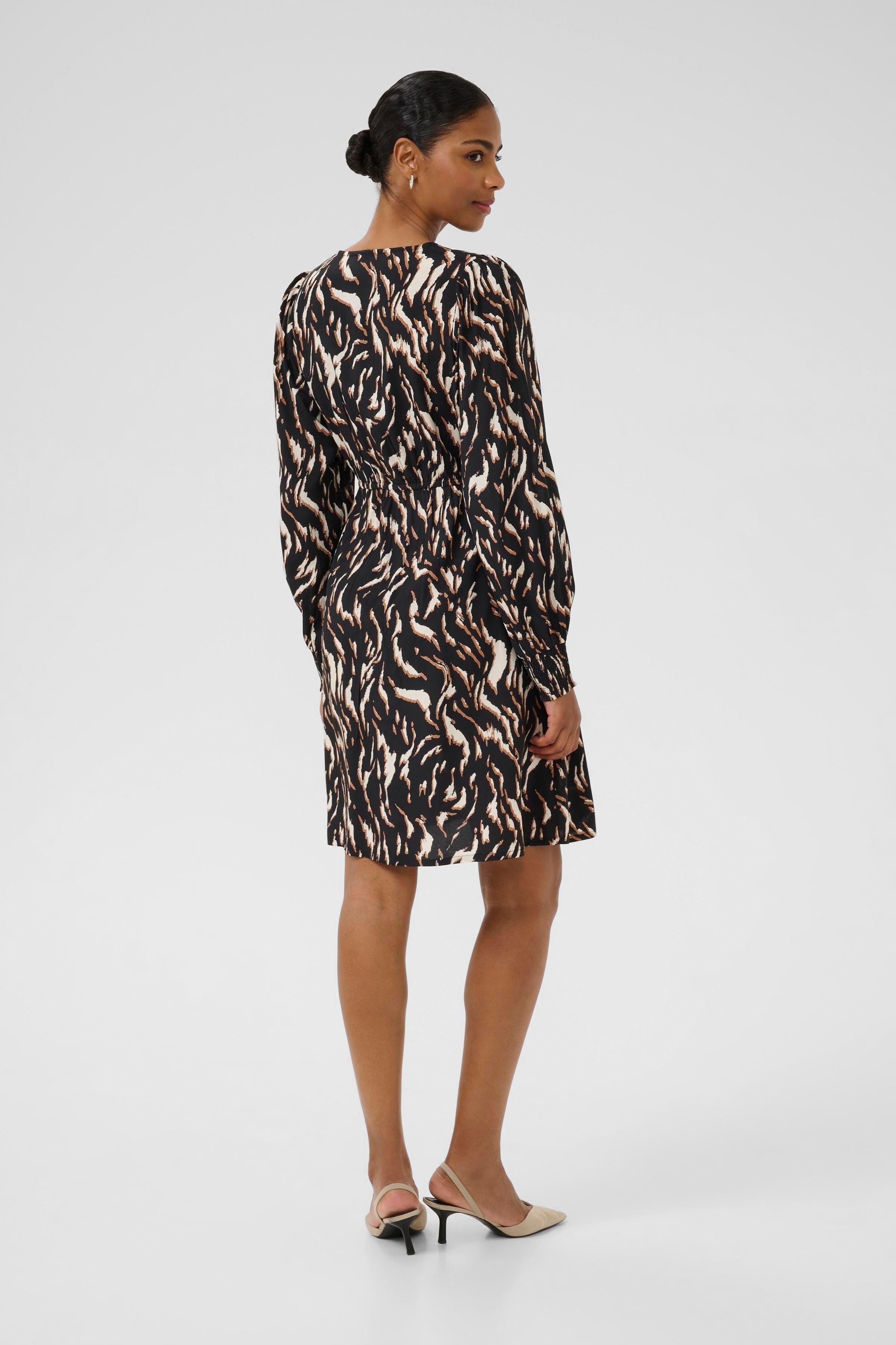 KAmille Kjole LOOKBOOK BACK 10510520-108271