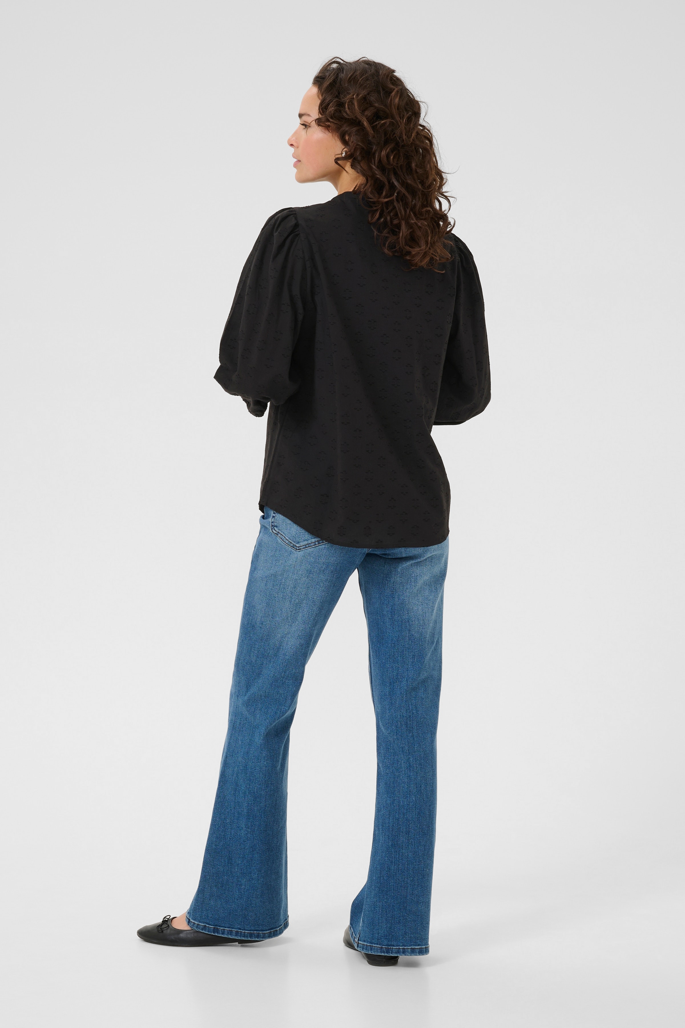 KAenya Bluse LOOKBOOK BACK 10510755-100121