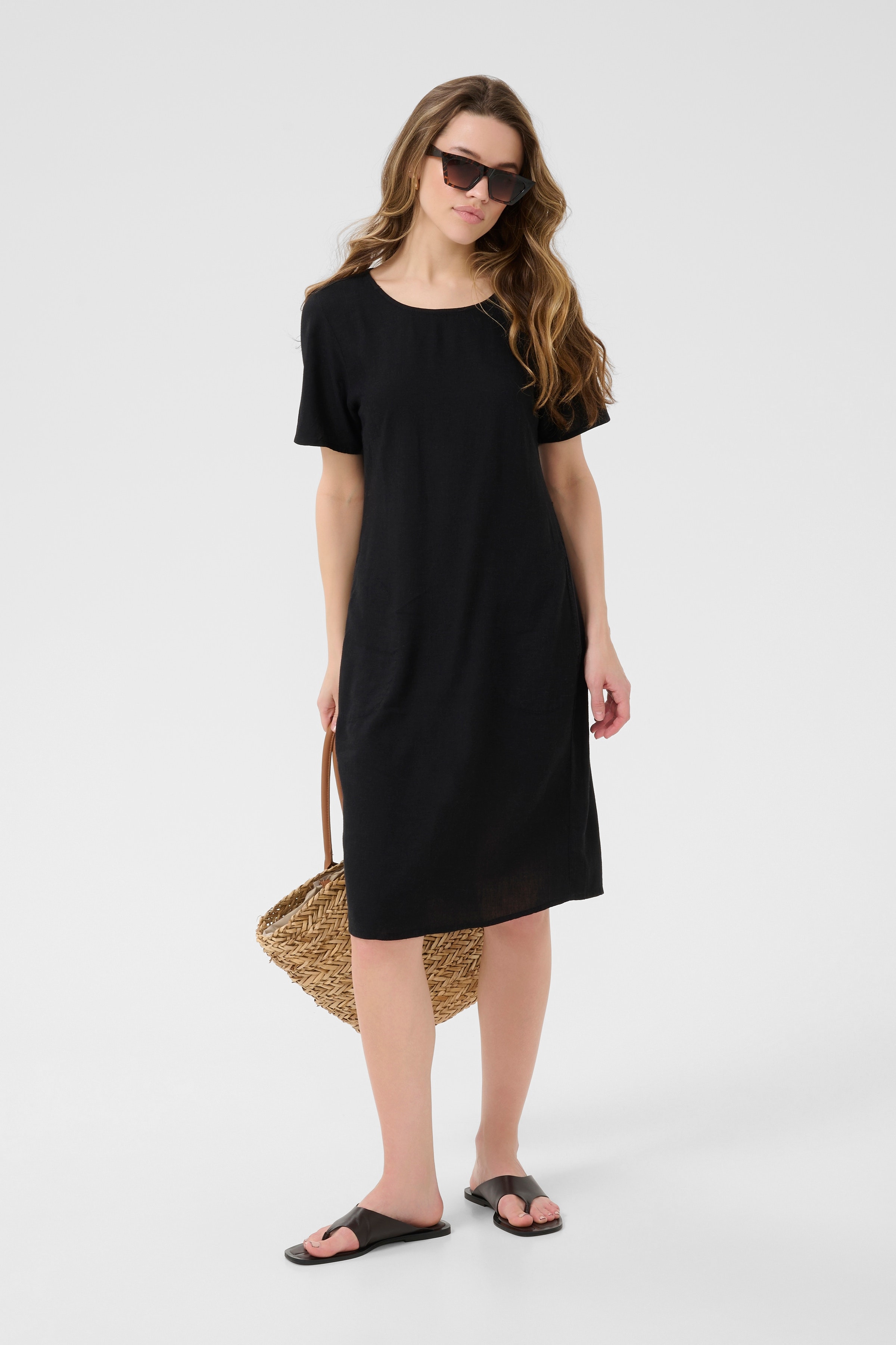 KAmilia Lin kjole LOOKBOOK FRONT 10508362-100121