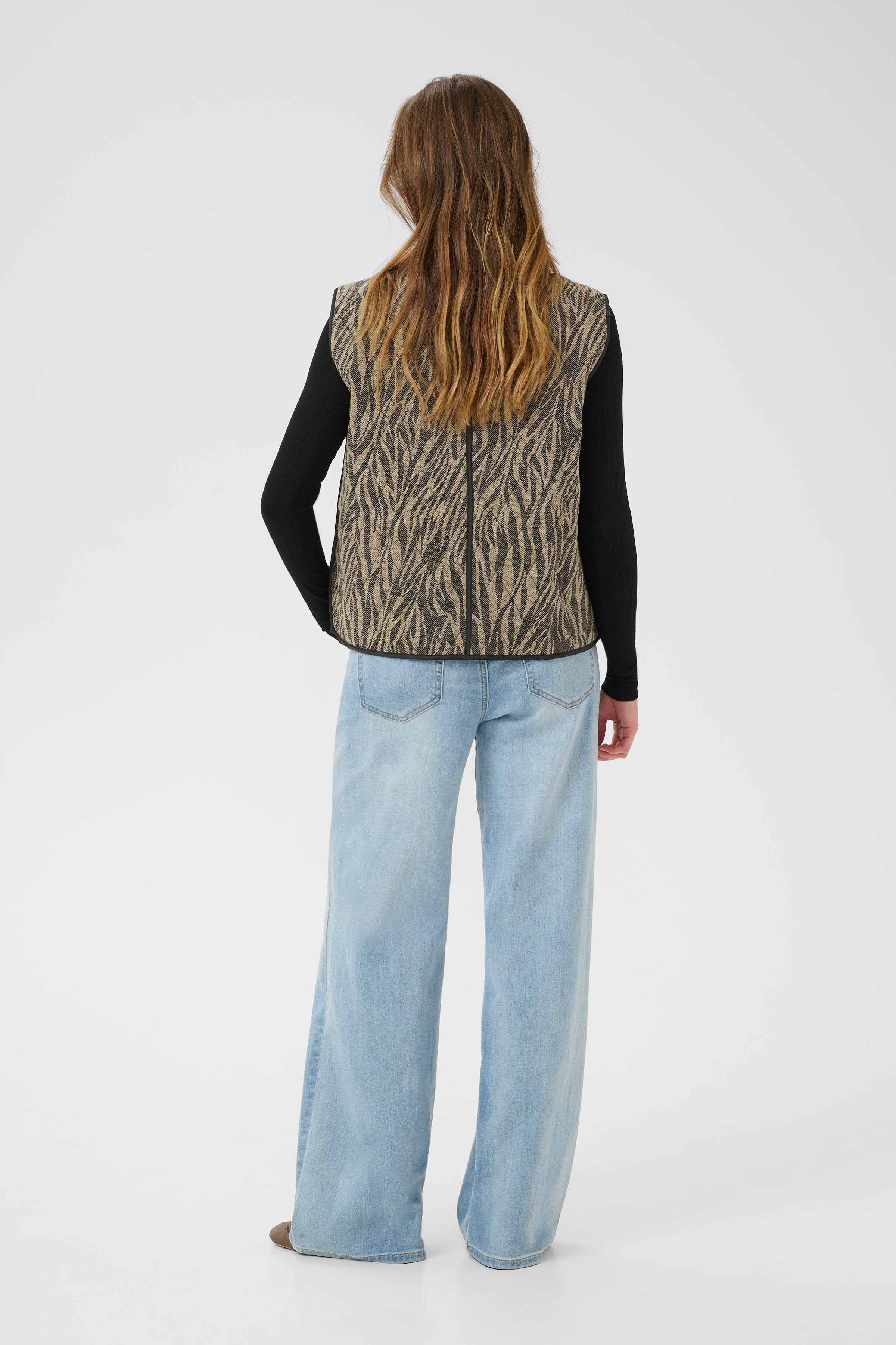 KAkayla Varm vest LOOKBOOK BACK 10510162-107719