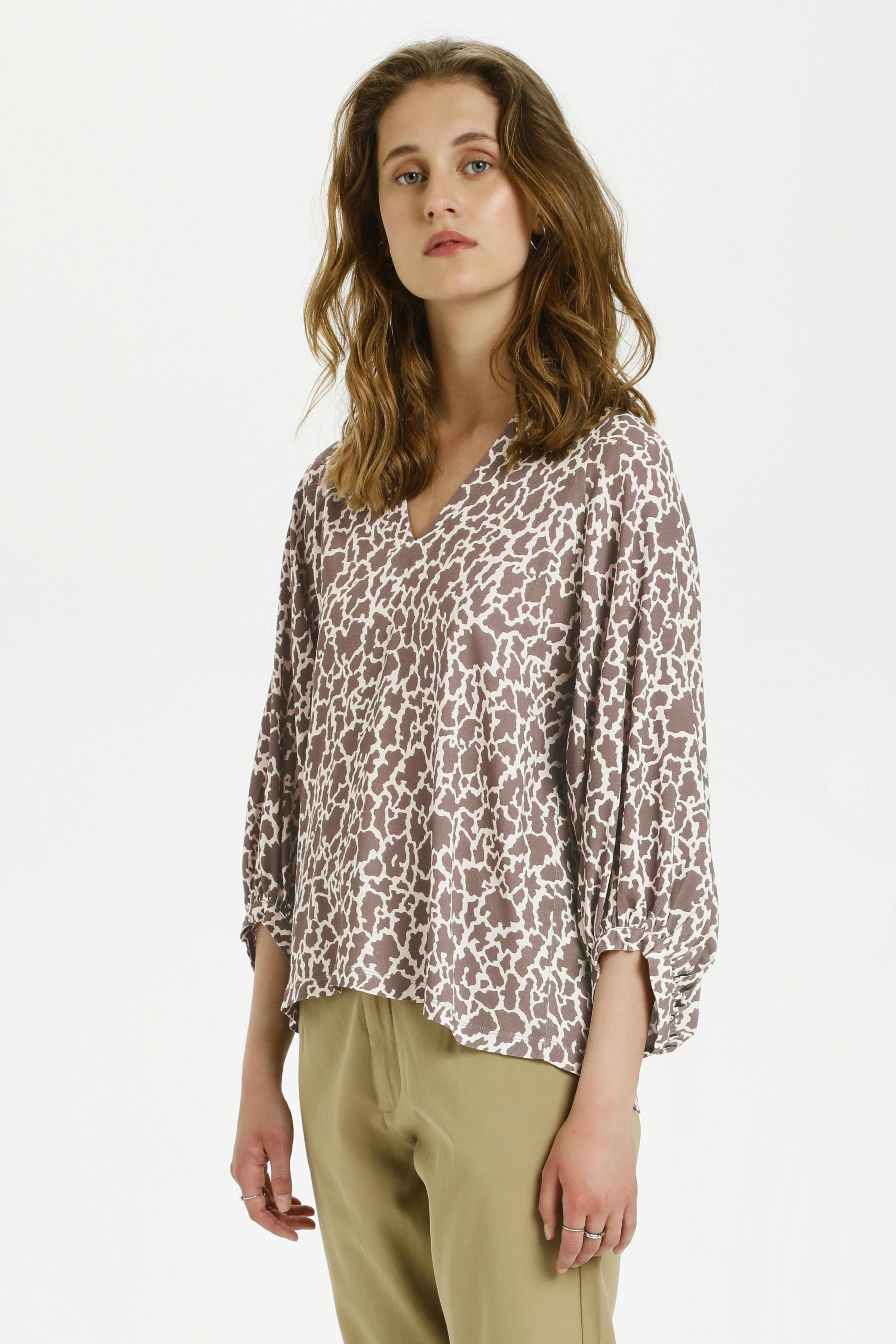 AlmaKB Blouse LOOKBOOK FRONT 10103705-102275