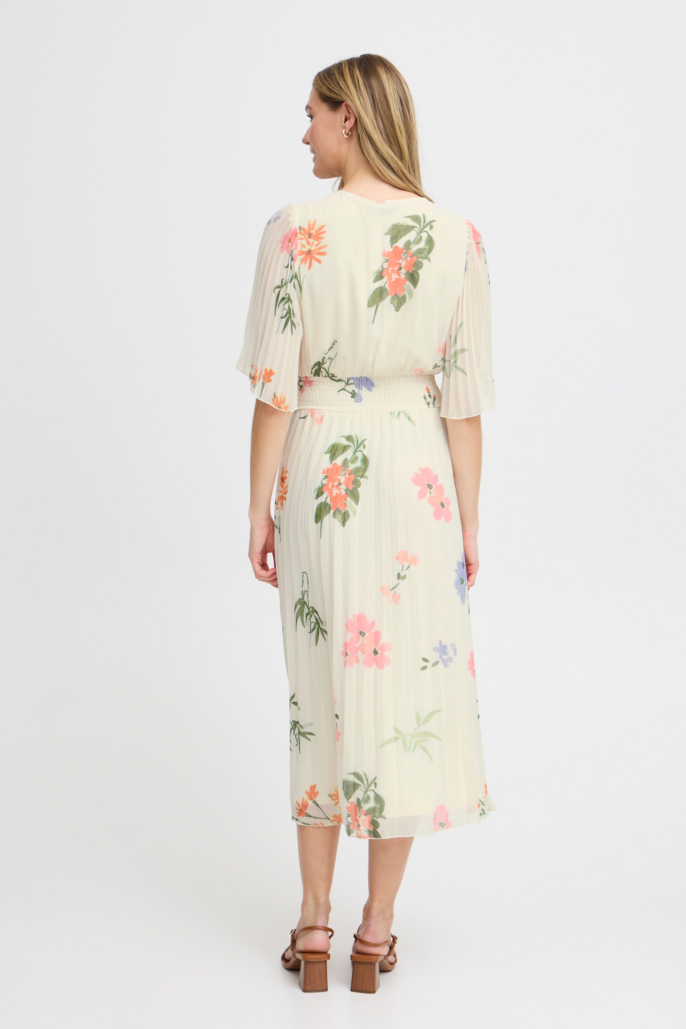 FRKARINA Kjole LOOKBOOK BACK 20613813-203070