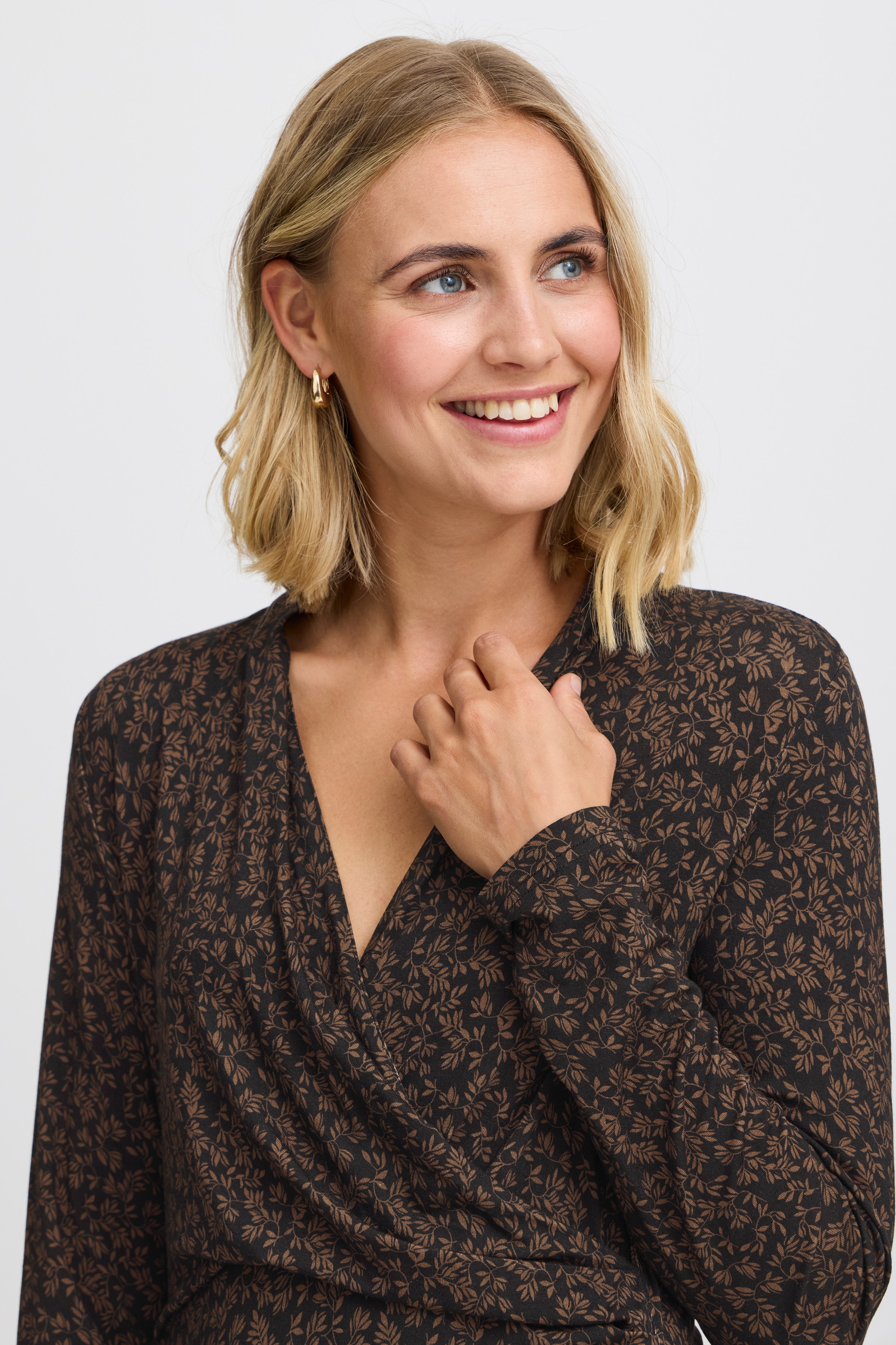 FRCERICA Dress LOOKBOOK DETAIL 20614647-200115