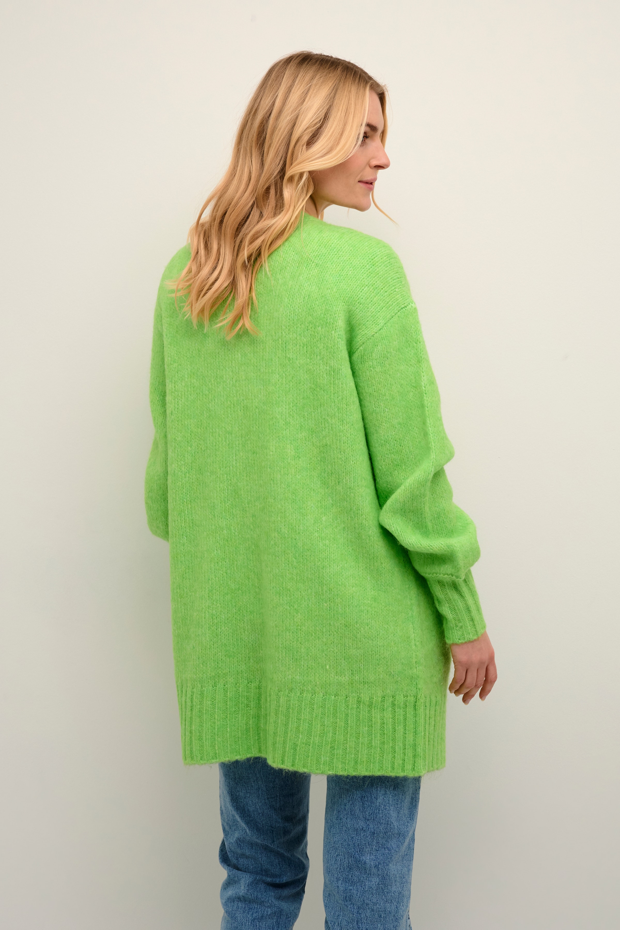 KAalioma Cardigan LOOKBOOK BACK 10505567-1402321