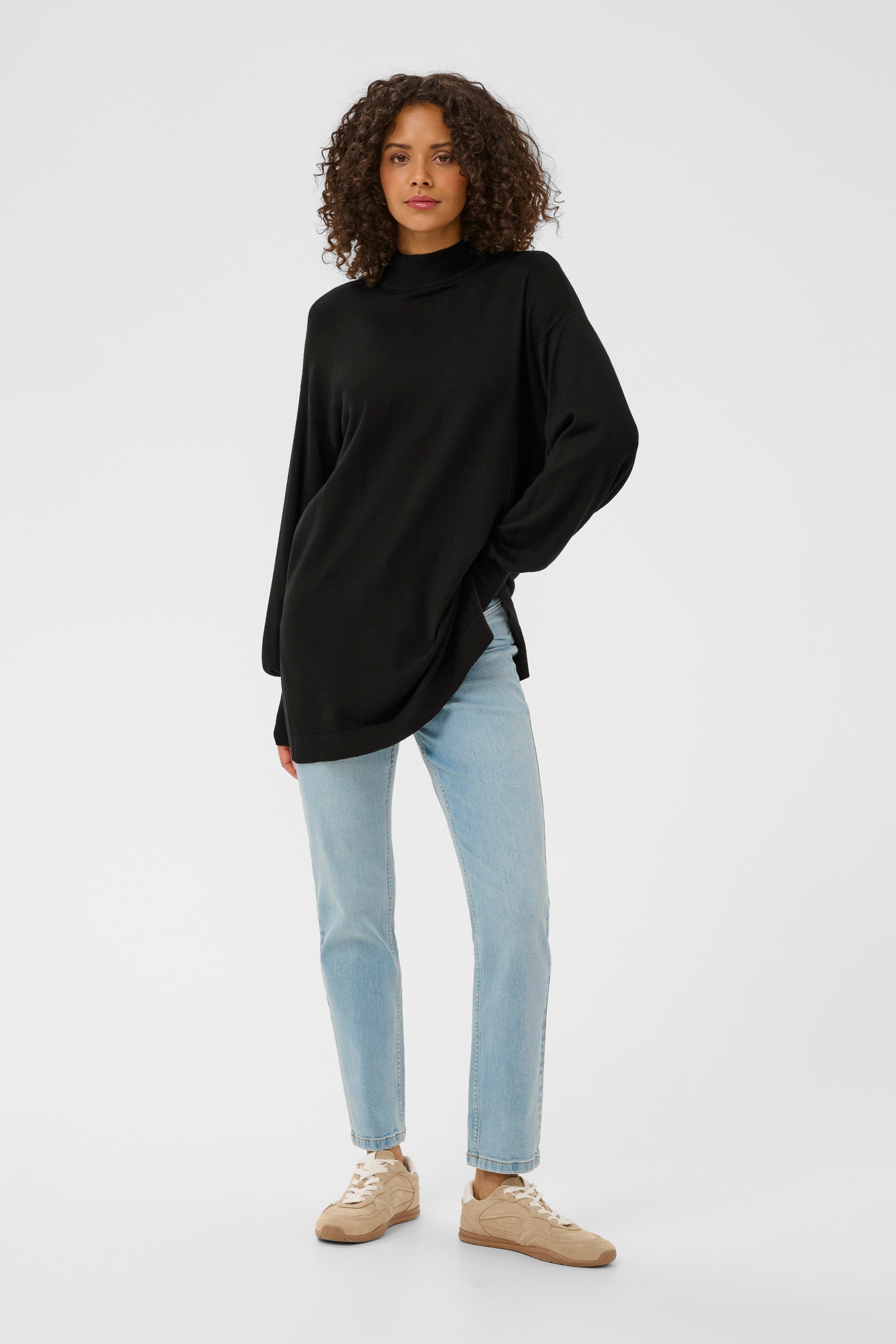 KAlizza Pullover LOOKBOOK FRONT 10511196-100121