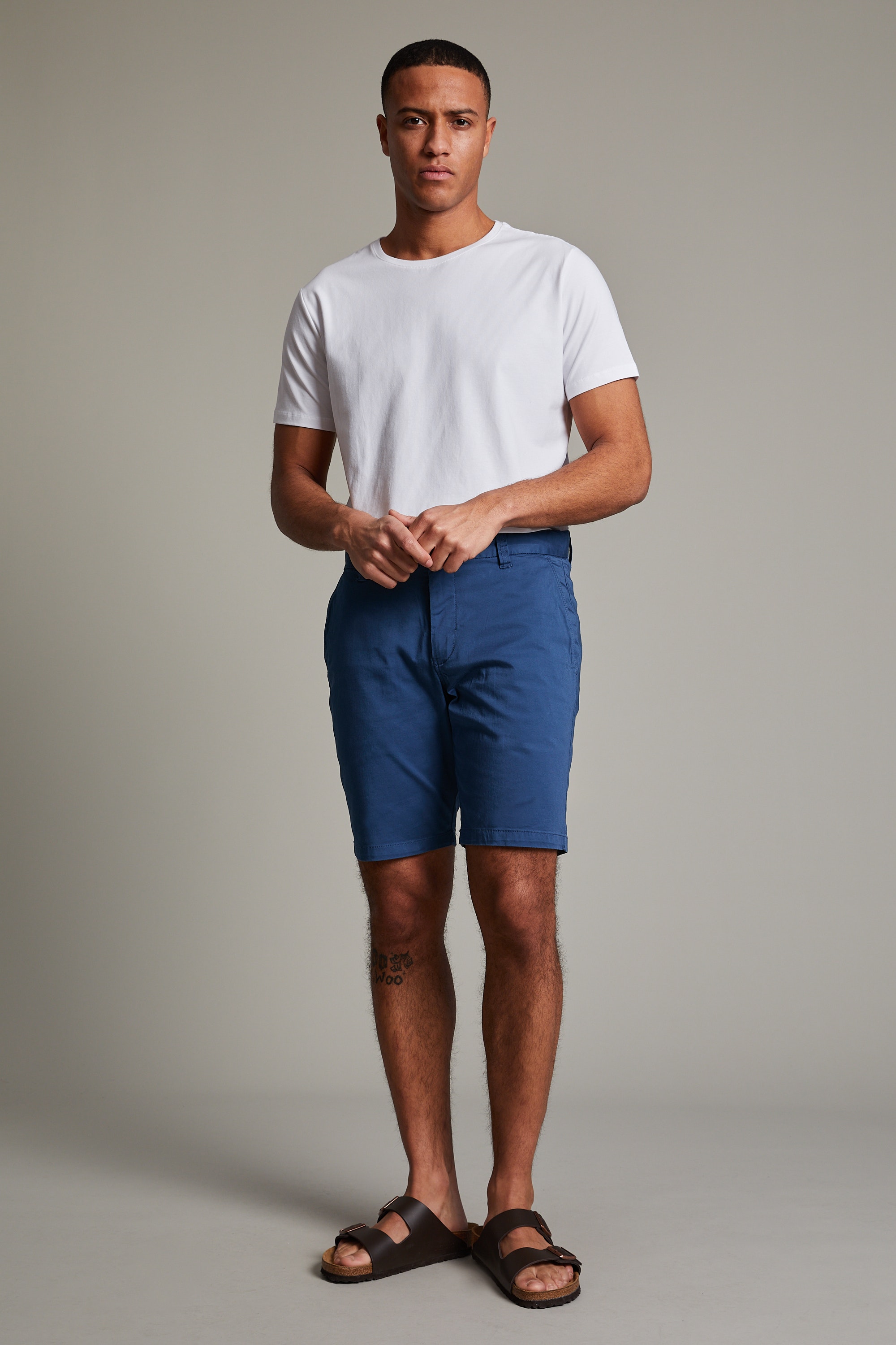 MApristu Shorts LOOKBOOK FRONT 30204380-20203