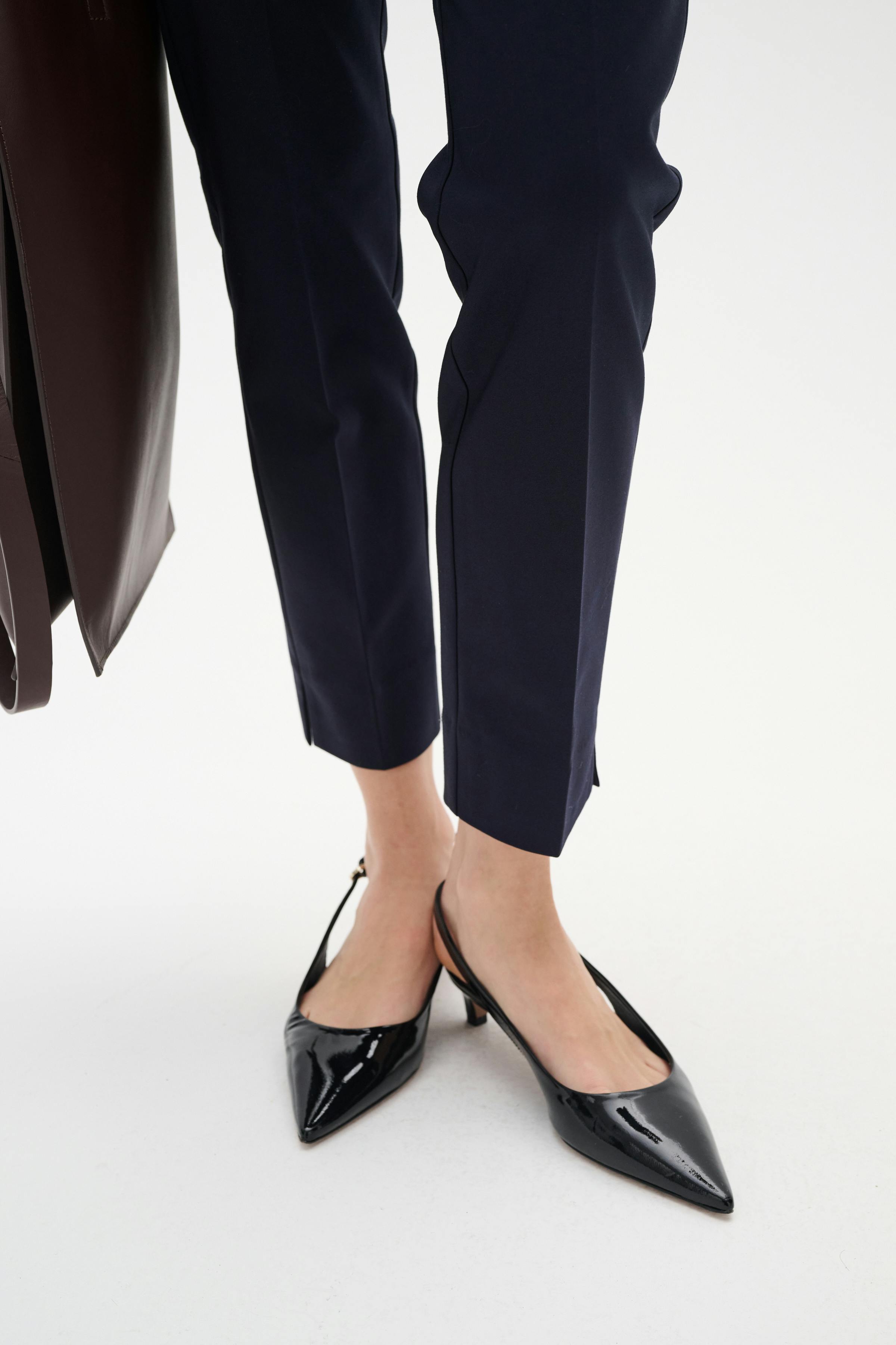 Zella Trousers LOOKBOOK DETAIL 30103749-10299