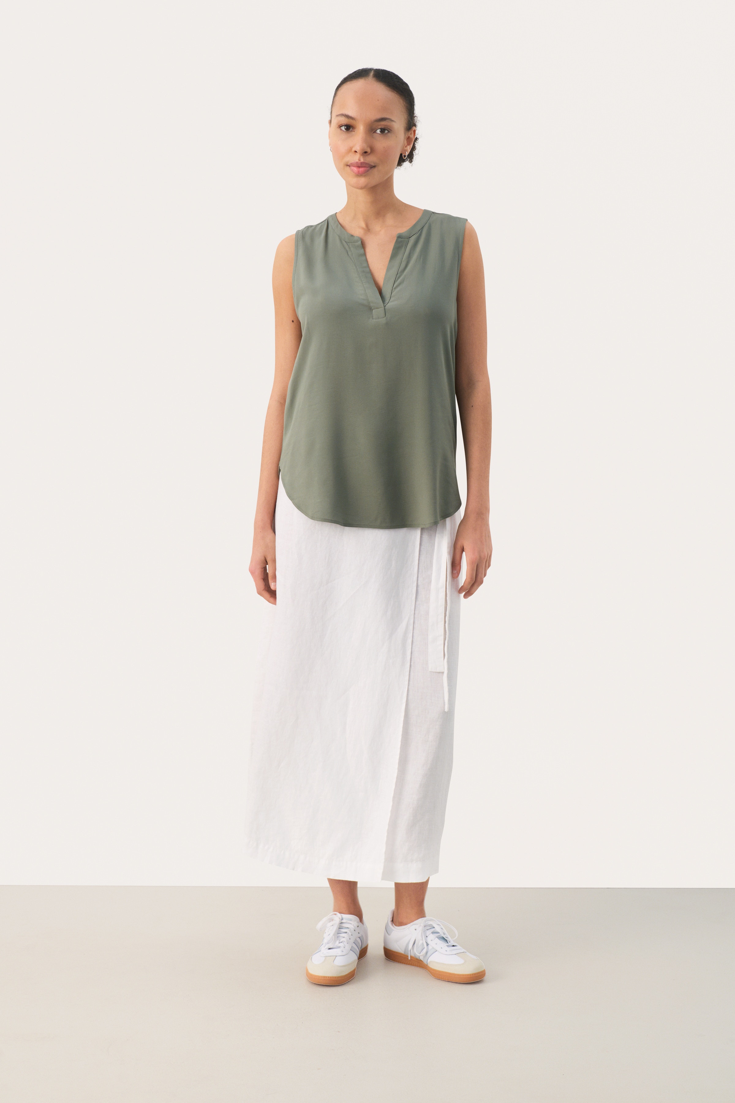 AndiaPW Blus LOOKBOOK FRONT 30308317-185806