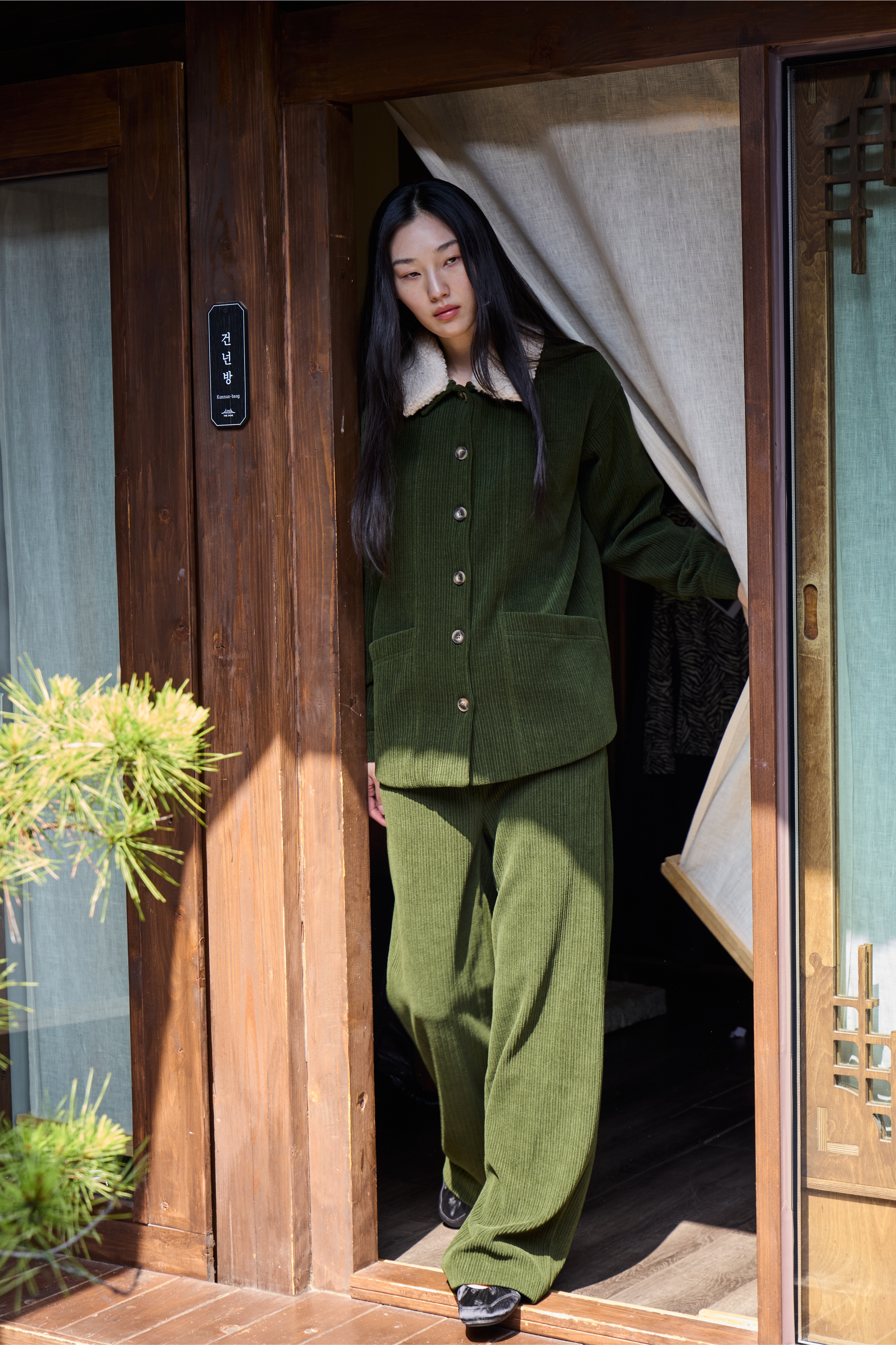 IHKATE Corduroy Bukser LOCATION NONE 20124177-190419