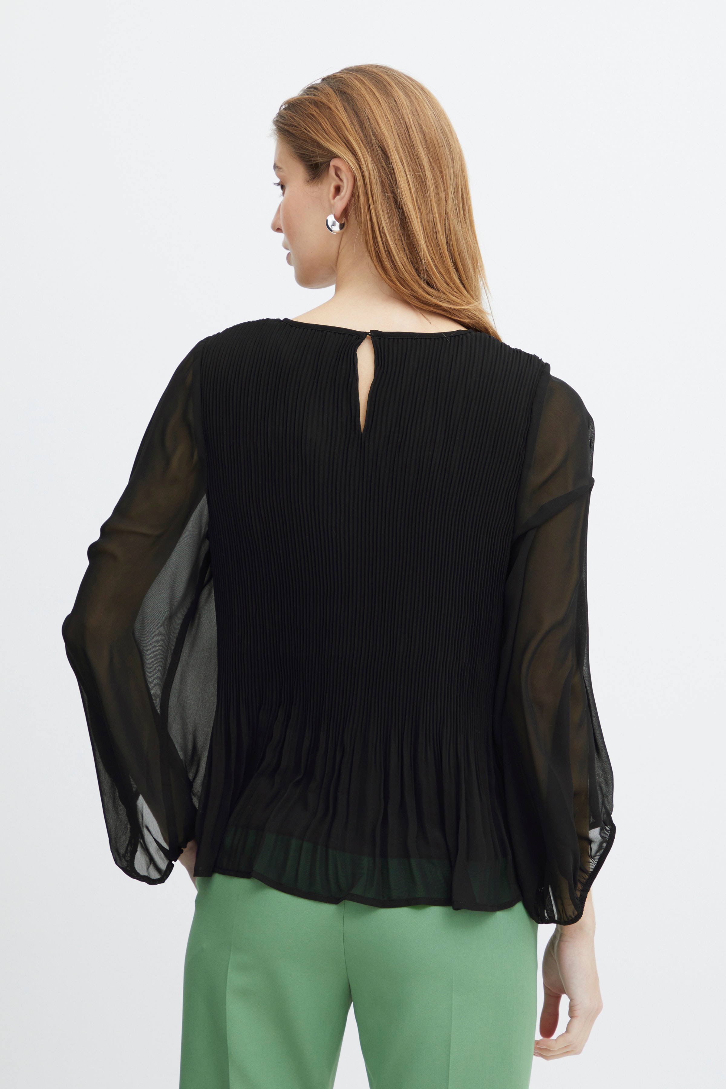 IHNALLA Blouse LOOKBOOK BACK 20118109-200575