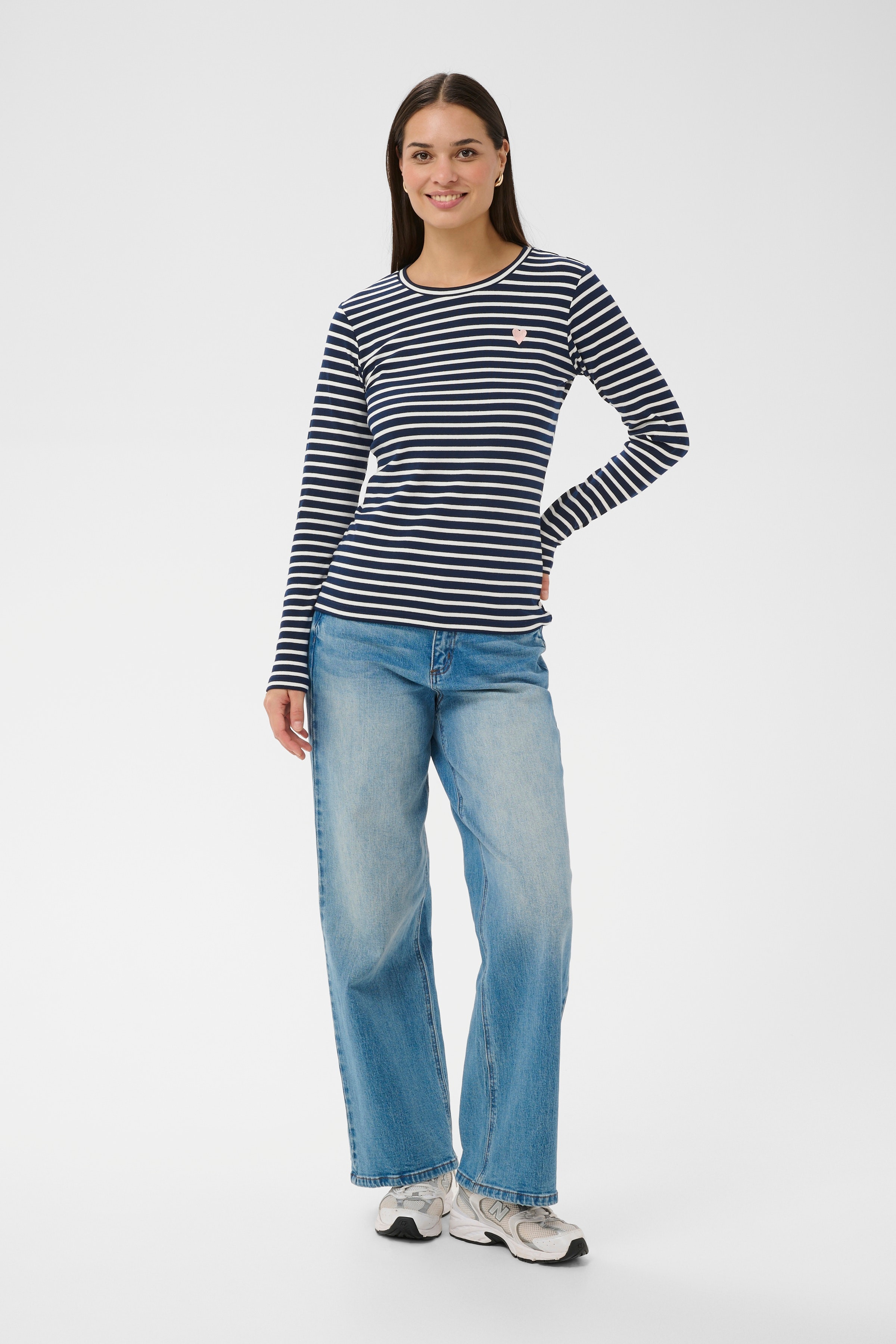 Langarm T-Shirt LOOKBOOK FRONT 10502821-52737