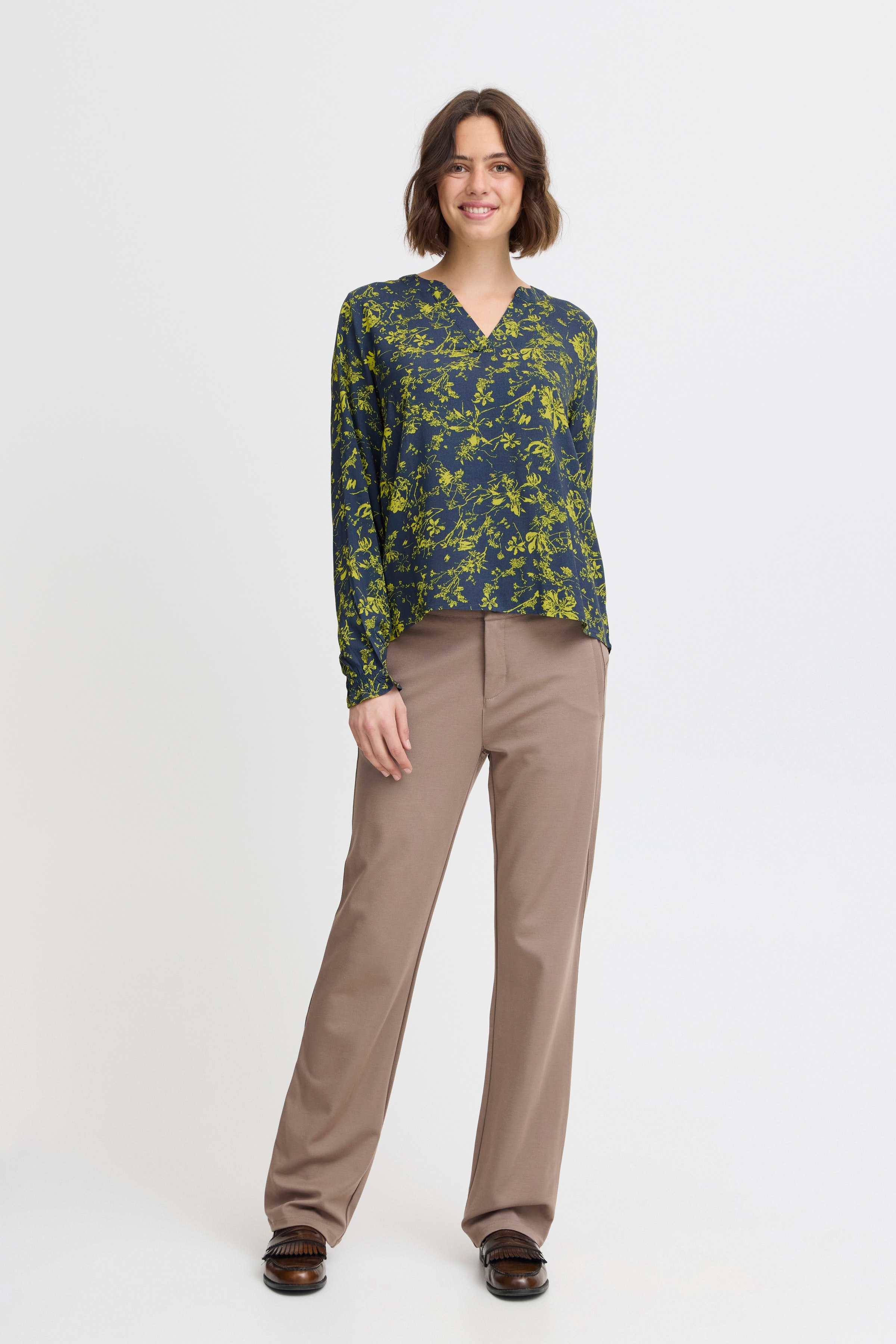 FRFLOWY Blouse LOOKBOOK FRONT 20614106-203401