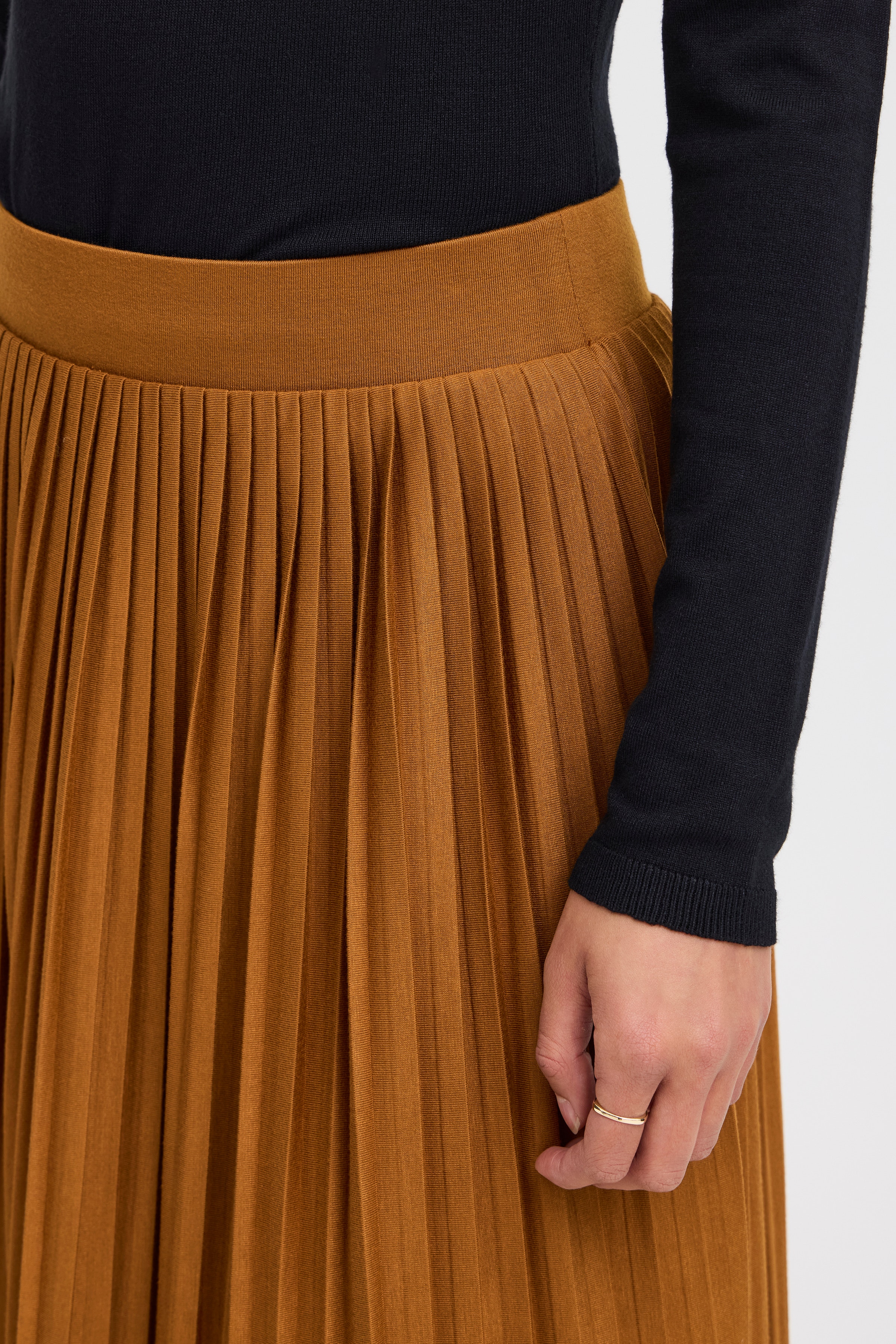 IHWIMSY Skjørt LOOKBOOK DETAIL 20110229-181048